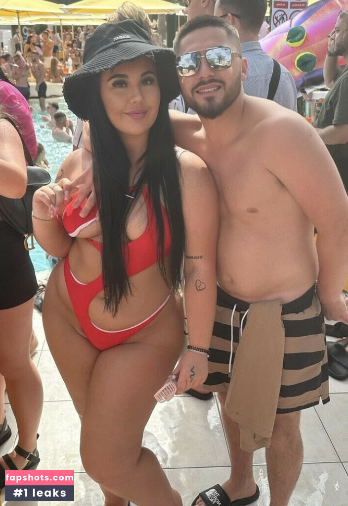 Chlofans gallery photo #6