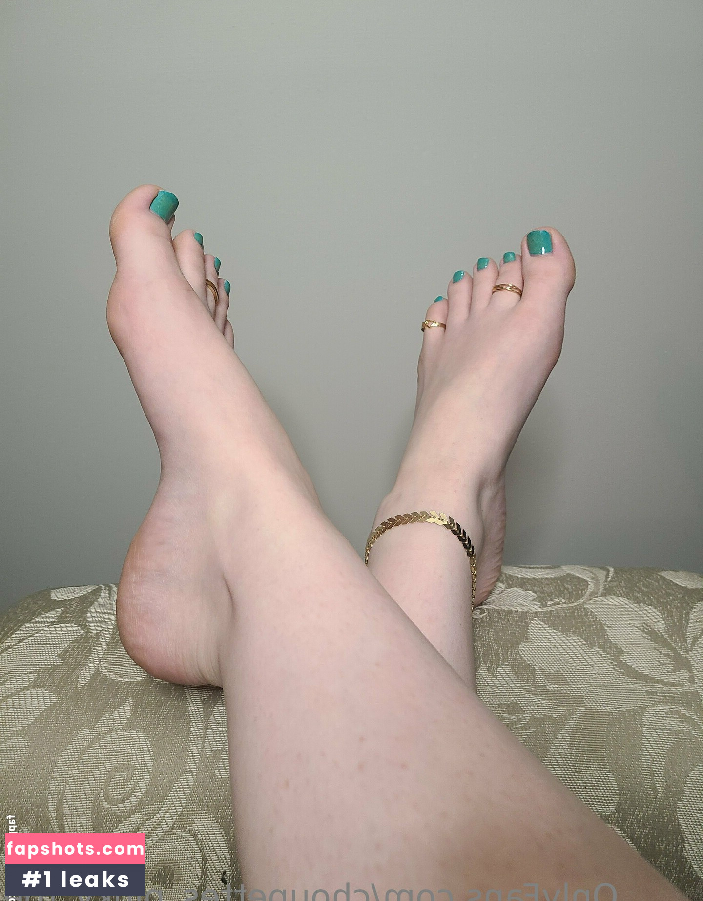 choupettes_pinky_toe Nacktheit OnlyFans Fotos #4 - Fapshots