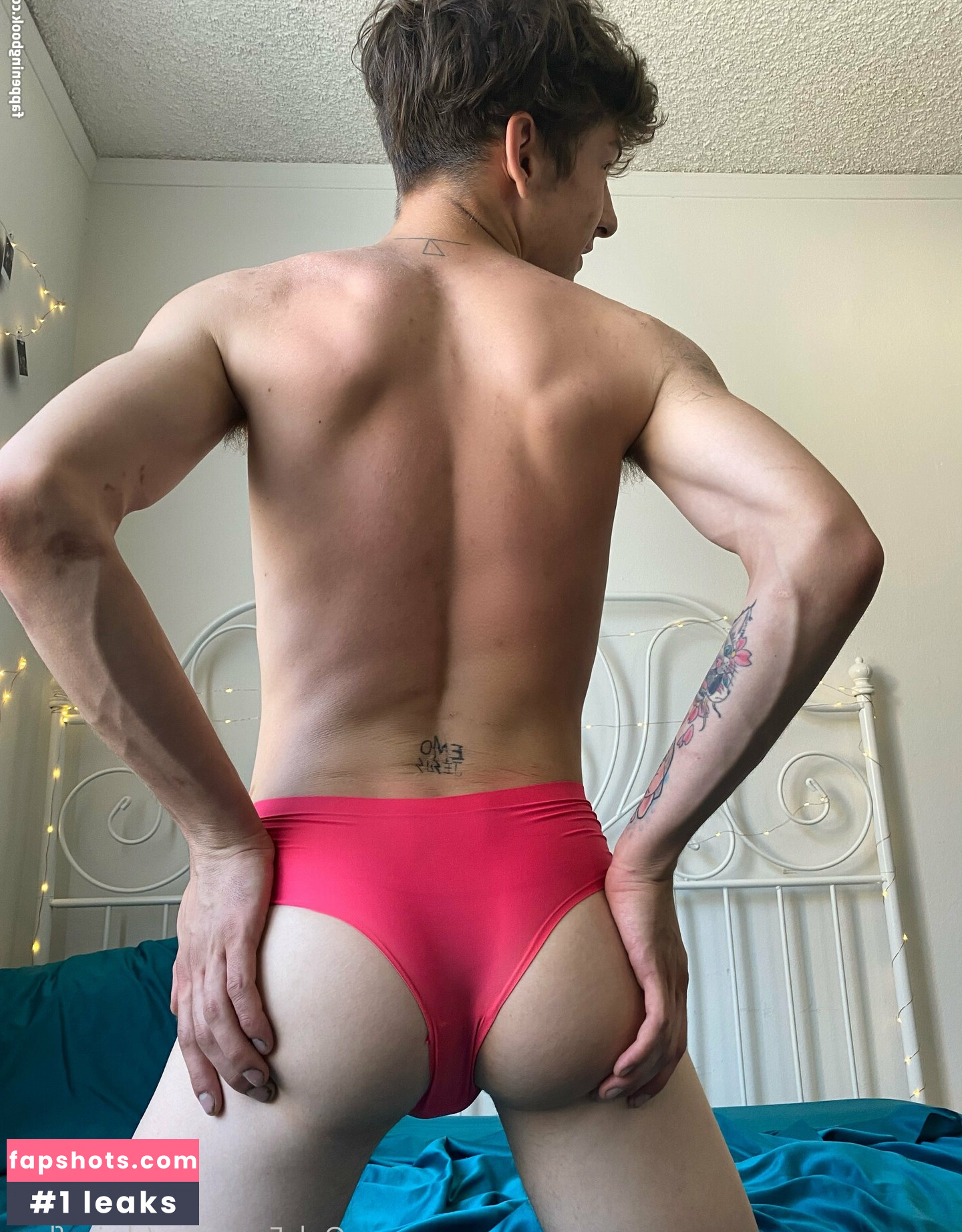 chrisoflyng gallery photo #11