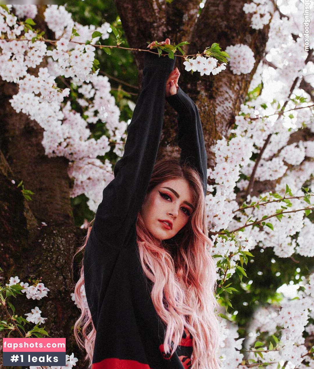 Chrissy Costansa Nude Leaks OnlyFans Photos #14 - LeakJerk