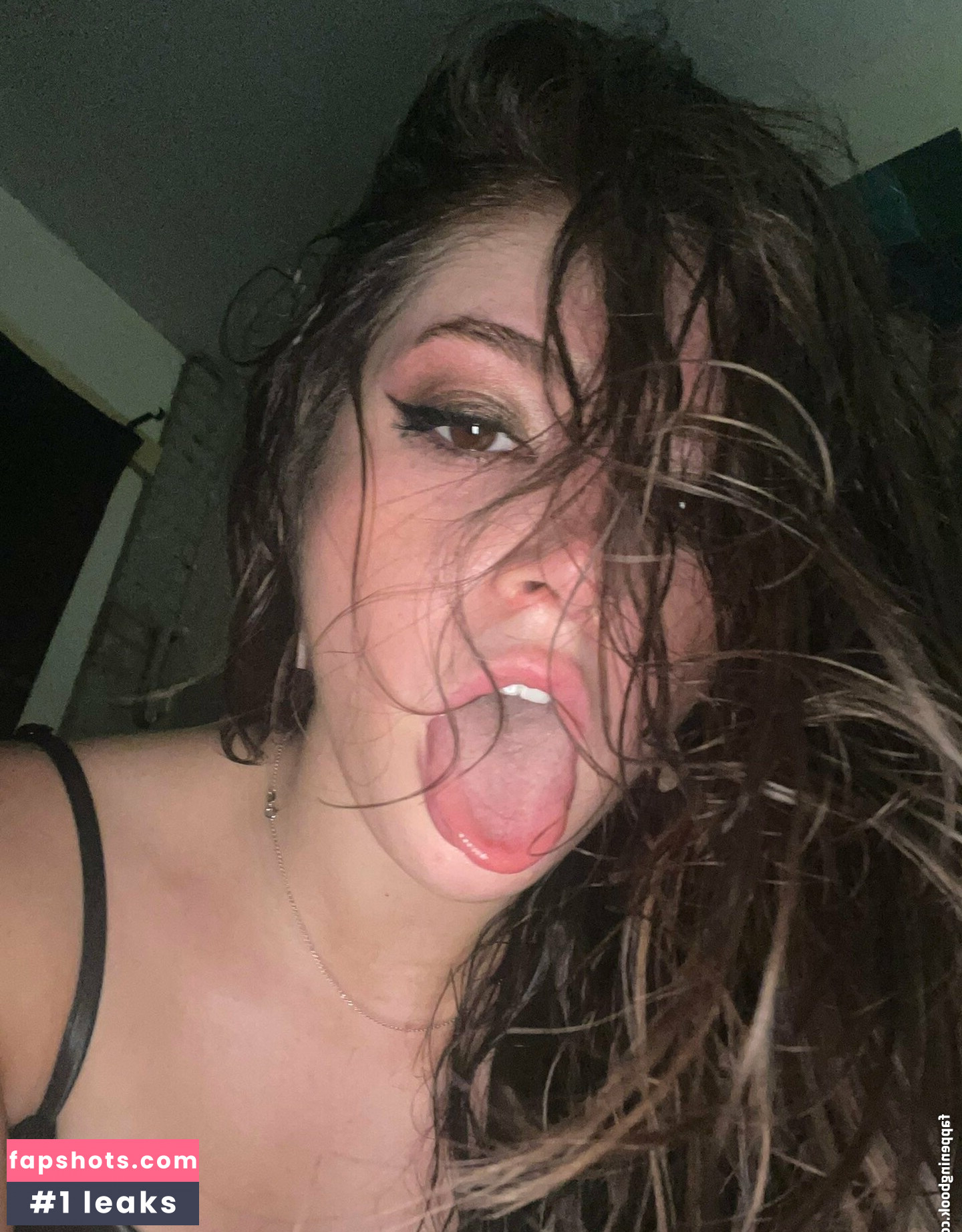 Chrissy Costanza gallery photo #128