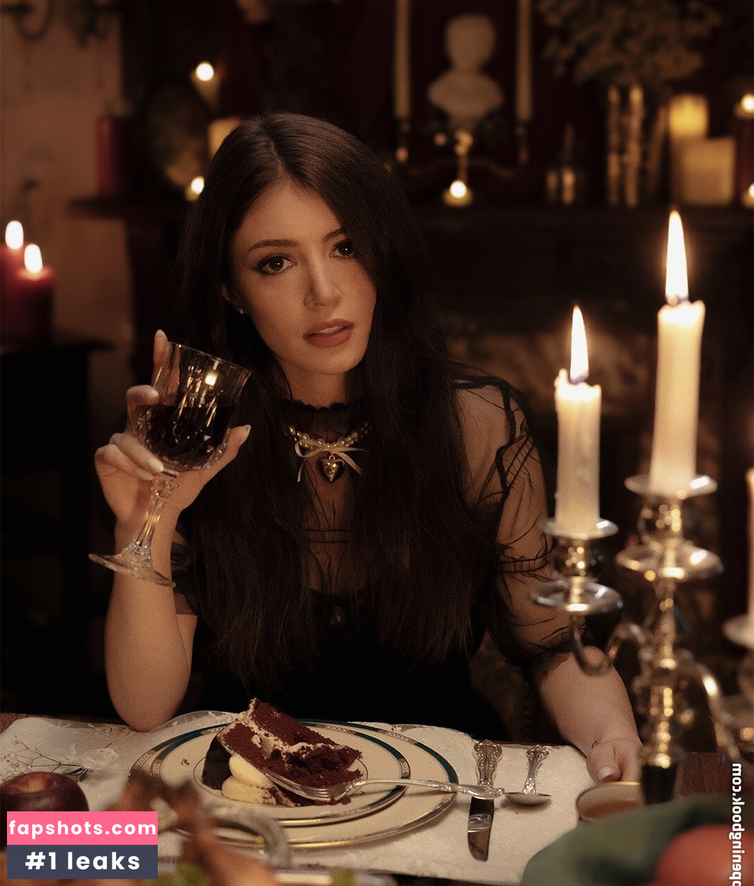 Chrissy Costanza gallery photo #14