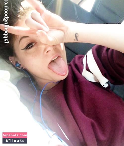 Chrissy Costanza gallery photo #58