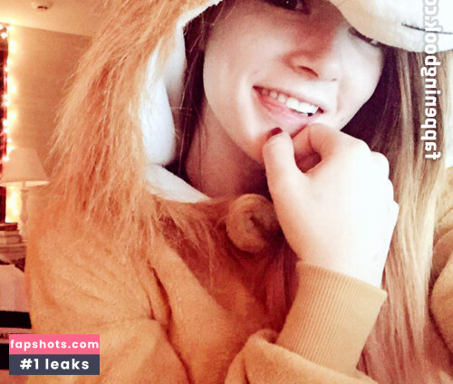 Chrissy Costanza gallery photo #60