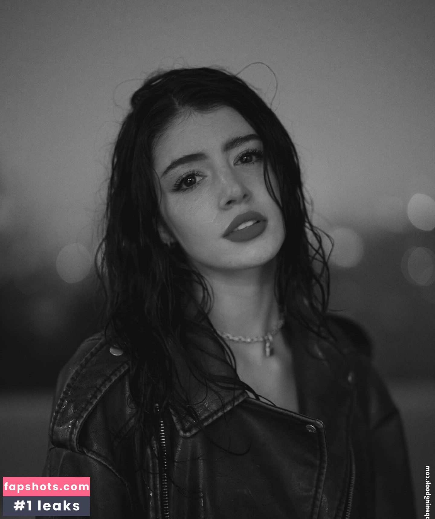 Chrissy Costanza gallery photo #64