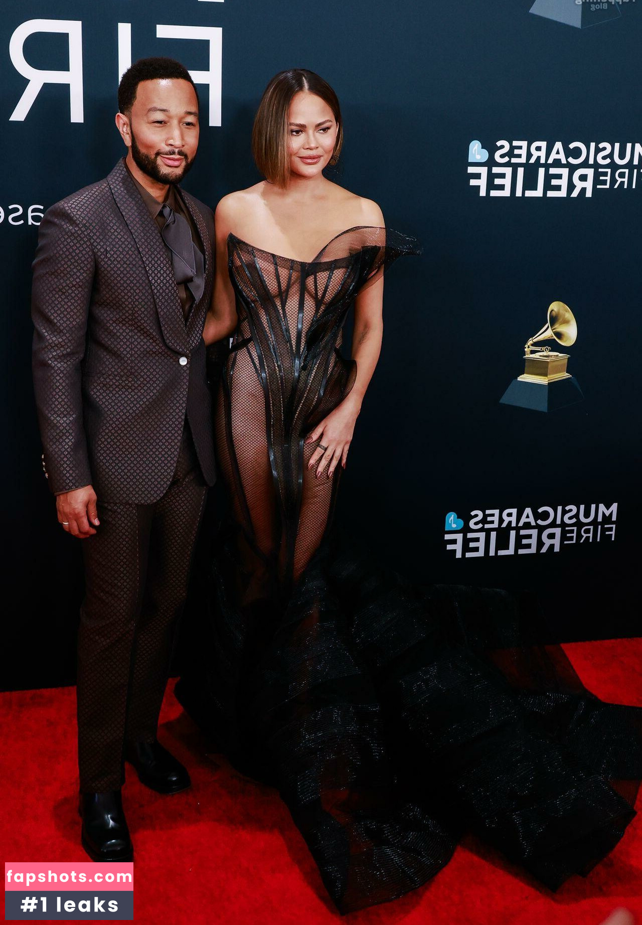 Chrissy Teigen Filtración Desnuda OnlyFans Foto #6 - Fapshots