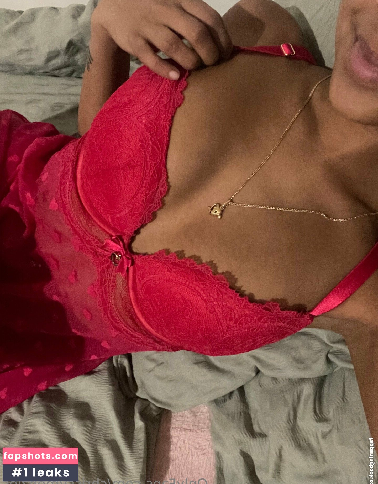 Chrissymenzies gallery photo #12