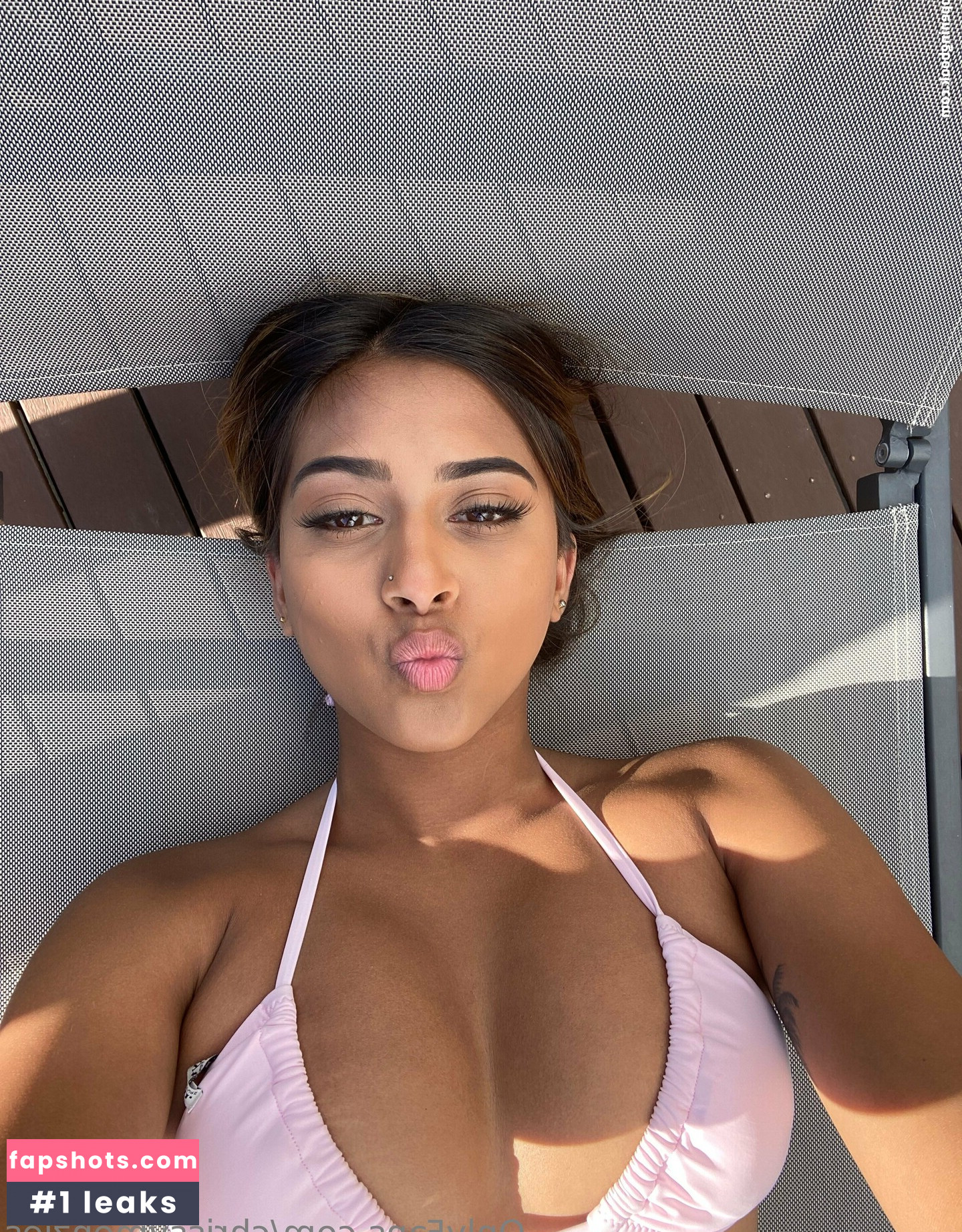 Chrissymenzies gallery photo #13