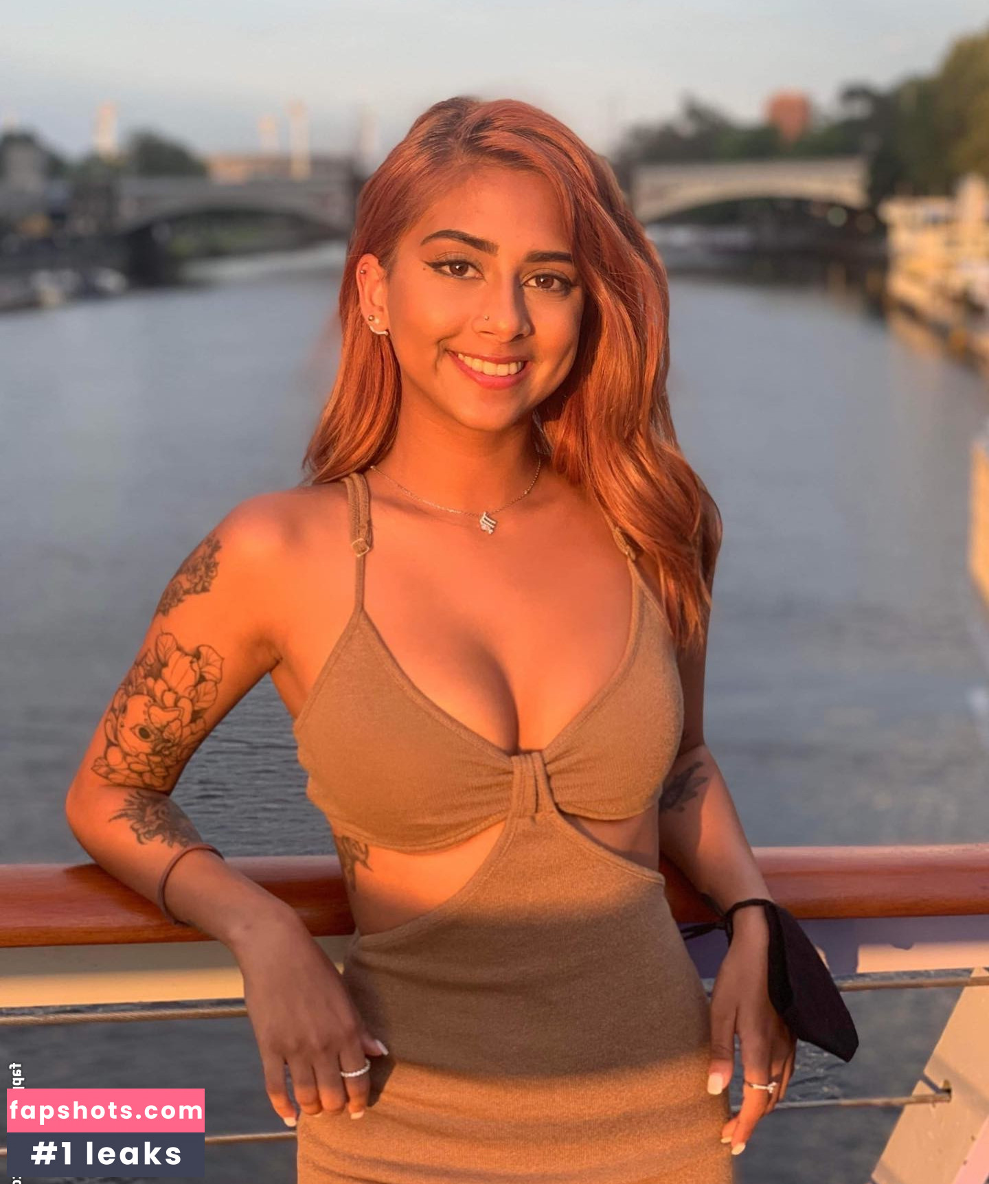 Chrissymenzies gallery photo #24