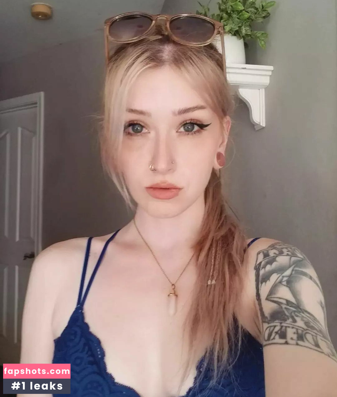 Christa Panek Nahé úniky fotek pouze od fanoušků #9 - Fapshots