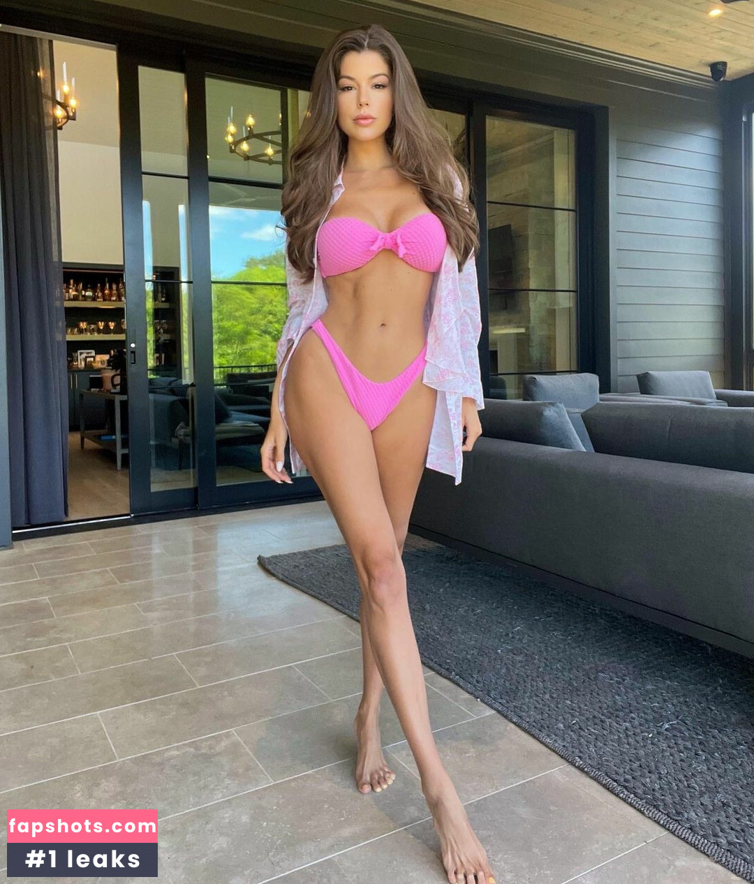 Christen Dye gallery photo #27