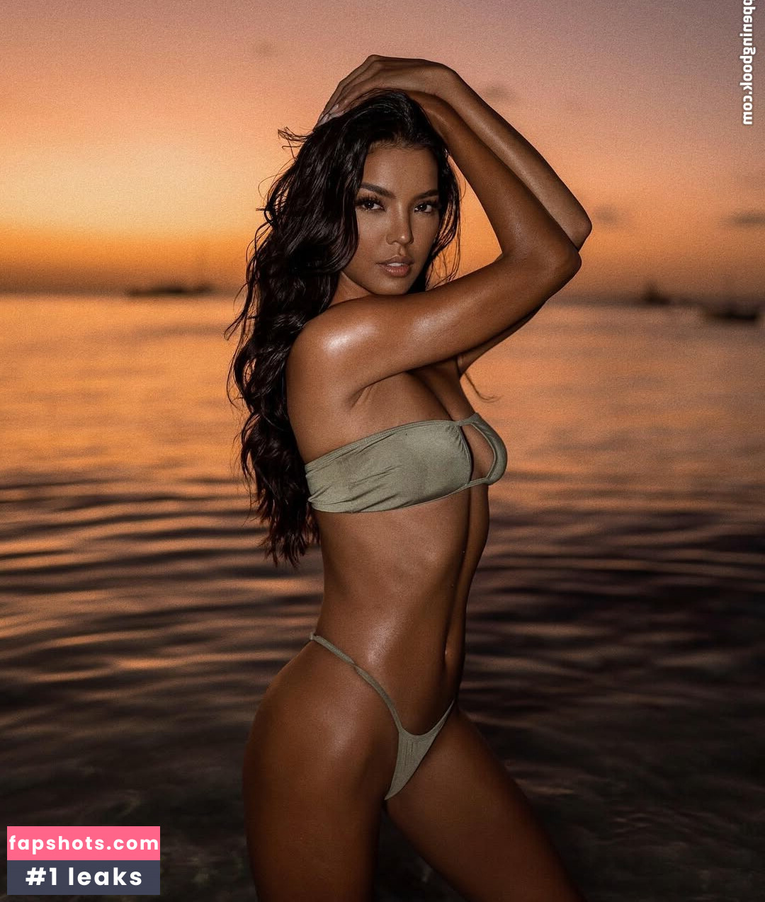 Christi McGarry gallery photo #25