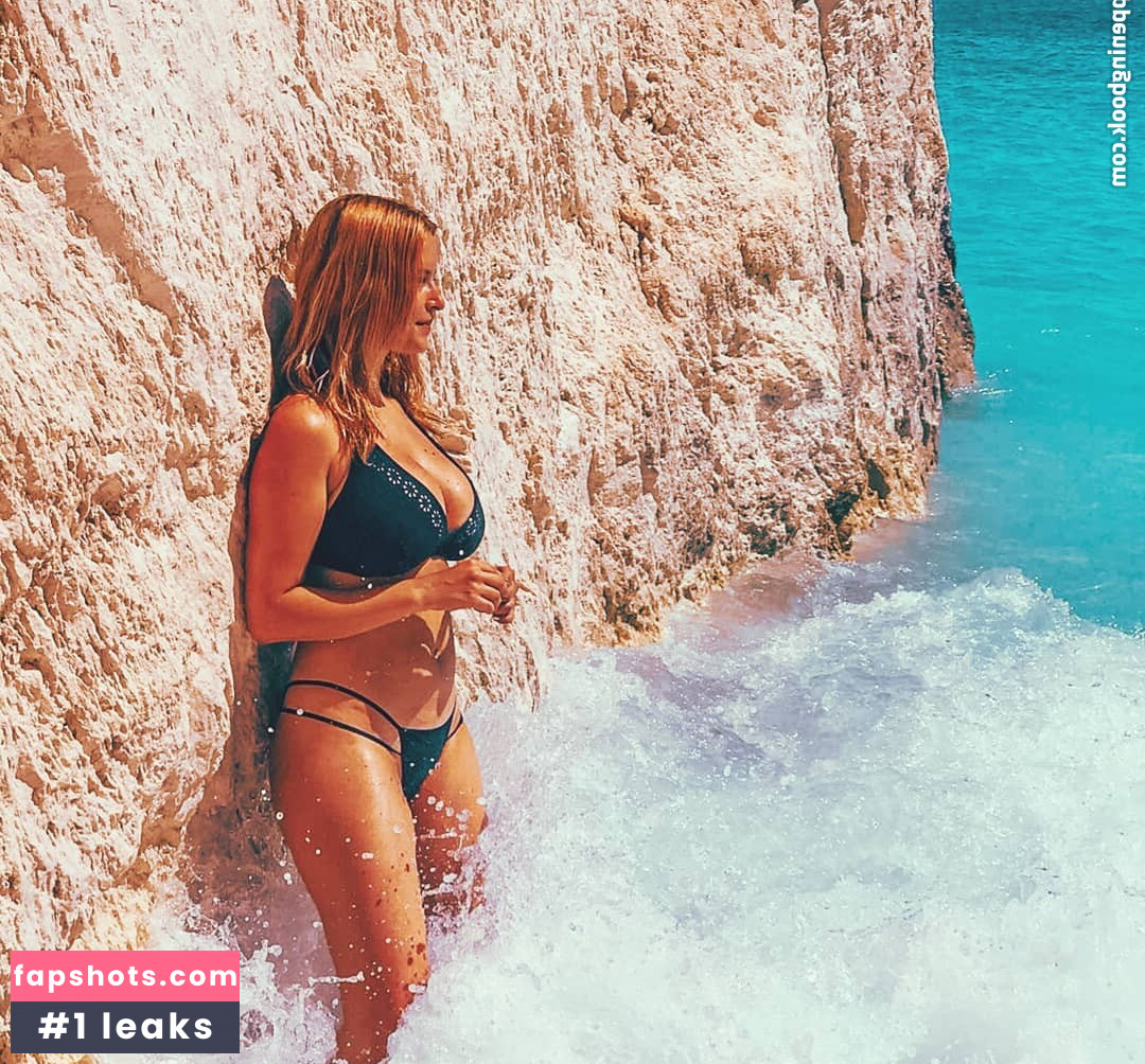 Christiana Thanou gallery photo #3