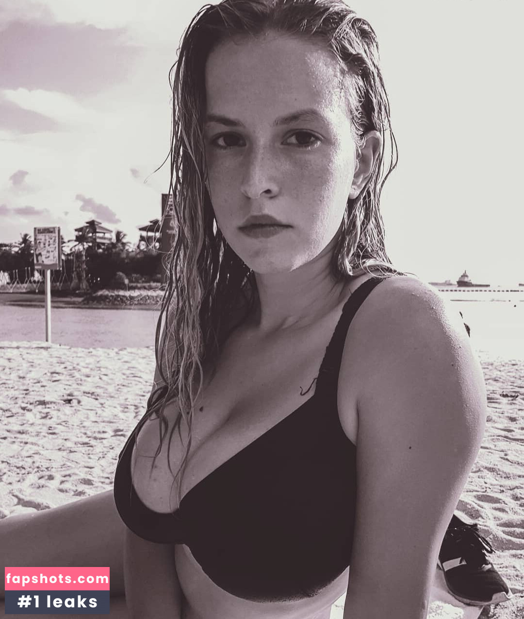 Christiana Thanou gallery photo #10