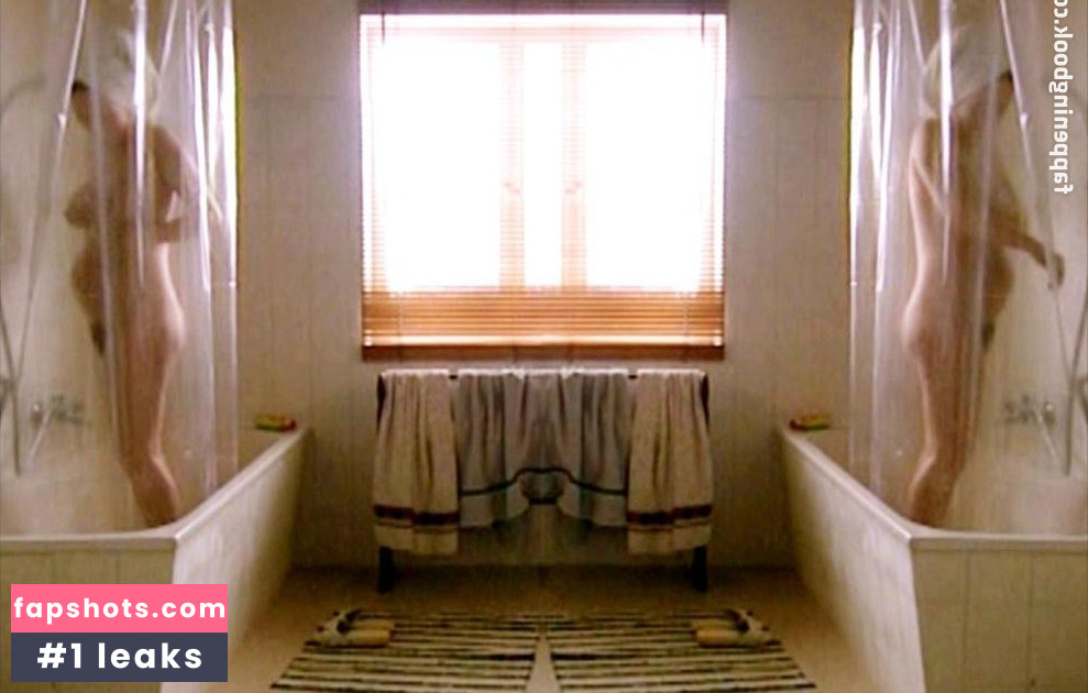 Christiane Heinrich gallery photo #7