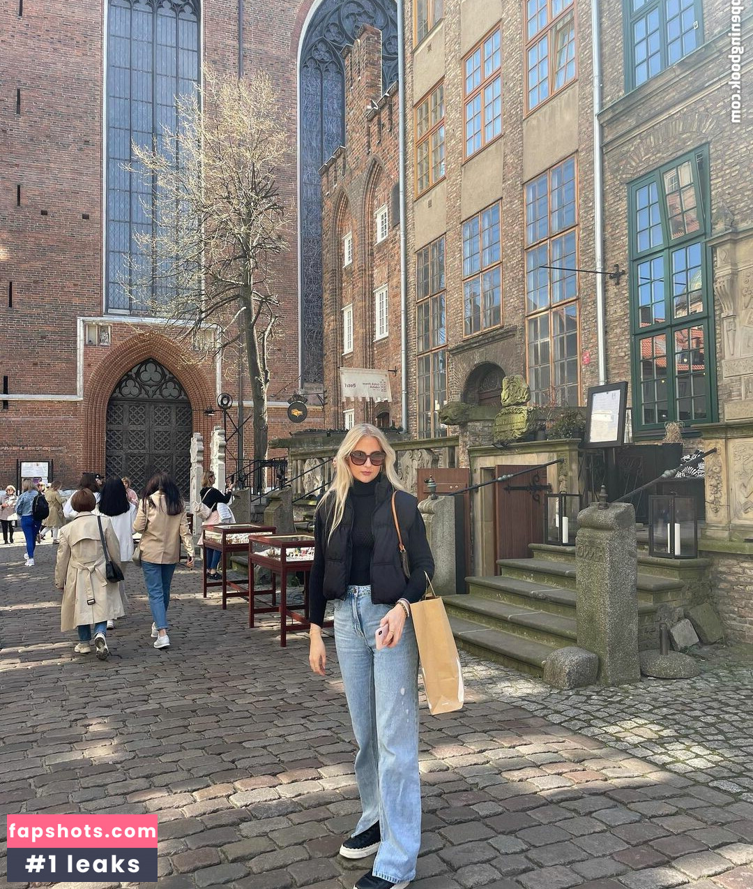 Christiane L Therkelsen gallery photo #24