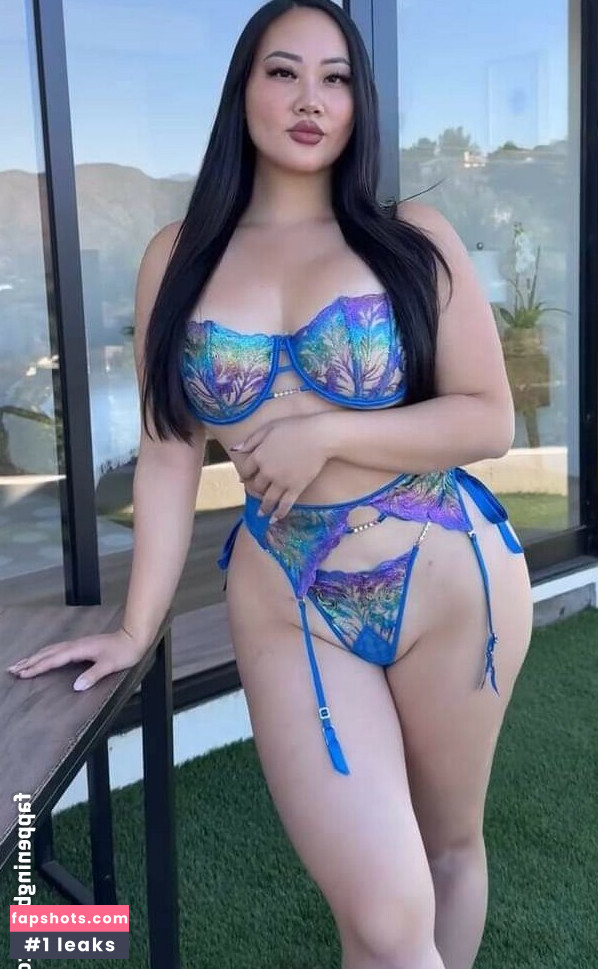 Christie Anne gallery photo #9