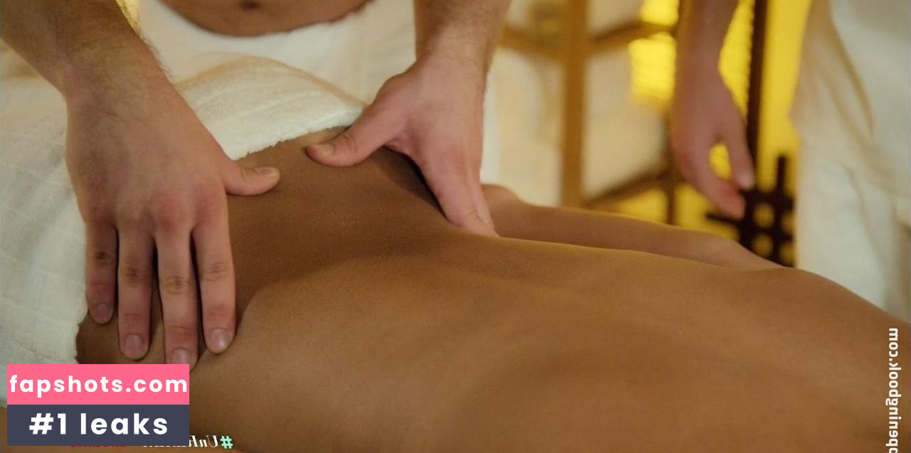 Christie Laing Nude Leaks OnlyFans Photos #6 - LeakJerk