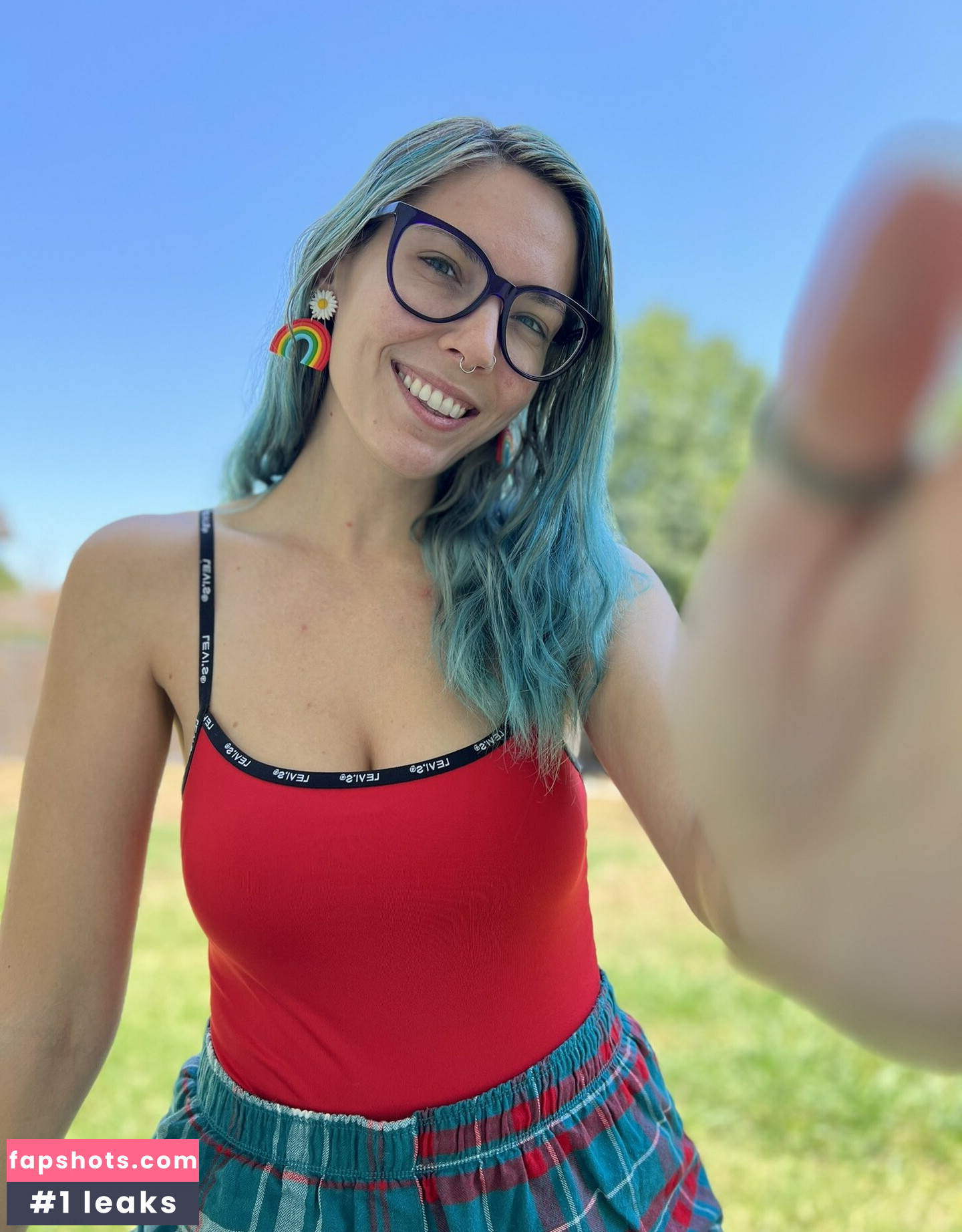 Christie Skylar gallery photo #7