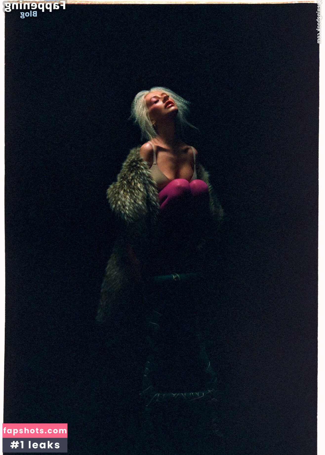 Christina Aguielra gallery photo #11