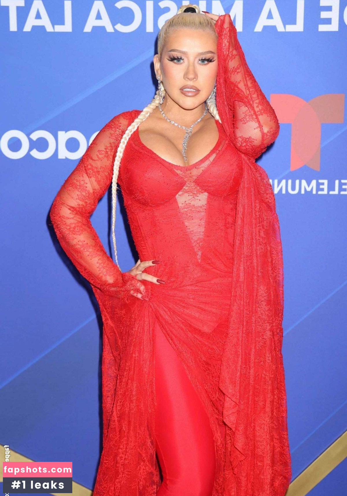 Christina Aguilera Nude Leaks OnlyFans Photos #1051 - LeakJerk