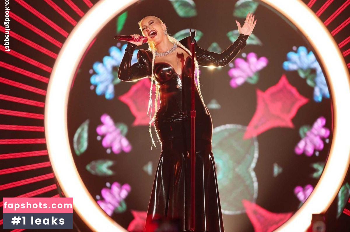 Christina Aguilera Nude Leaks OnlyFans Photos #1054 - LeakJerk