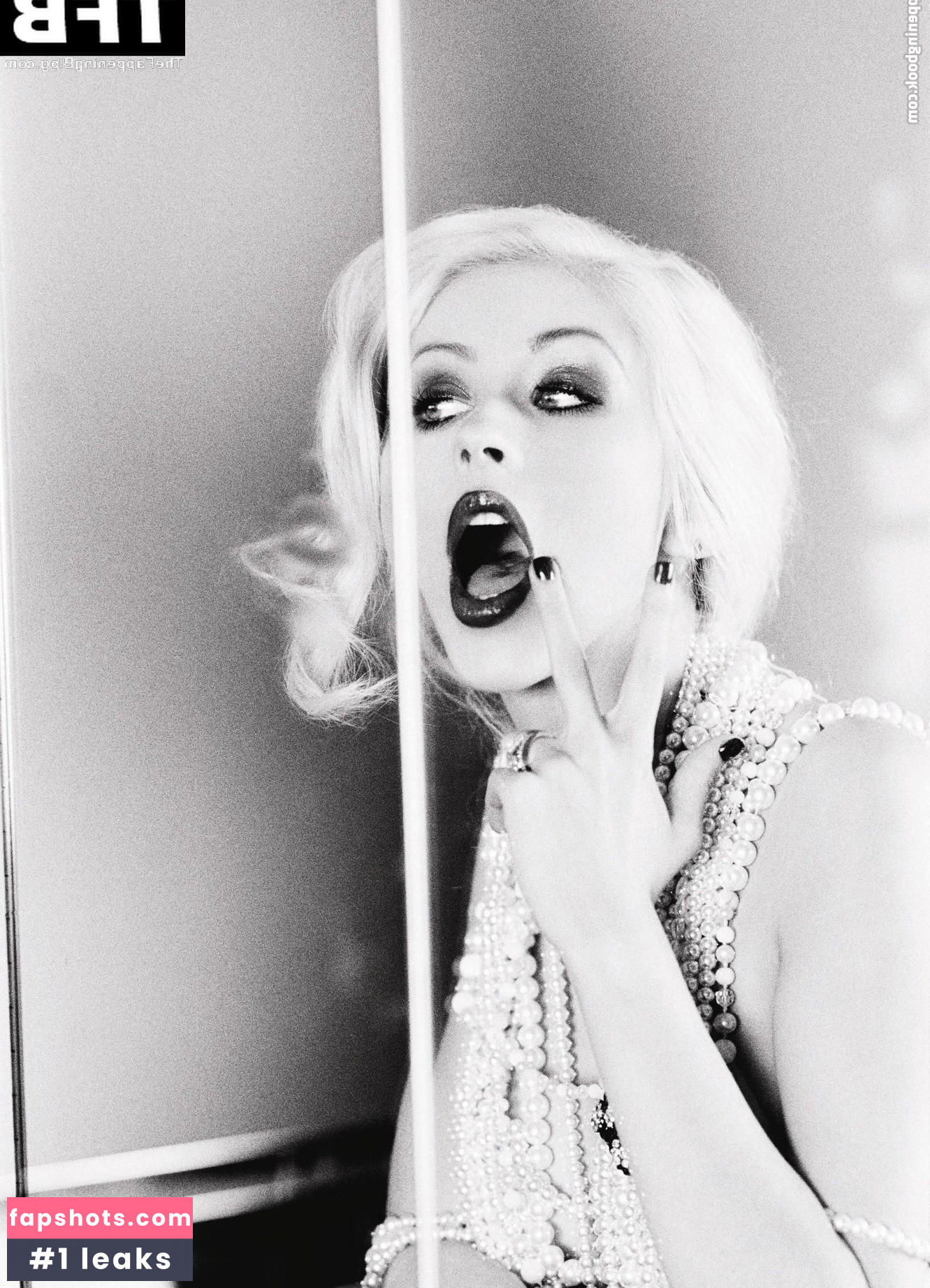 Christina Aguilera Nude Leaks OnlyFans Photos #1184 - LeakJerk