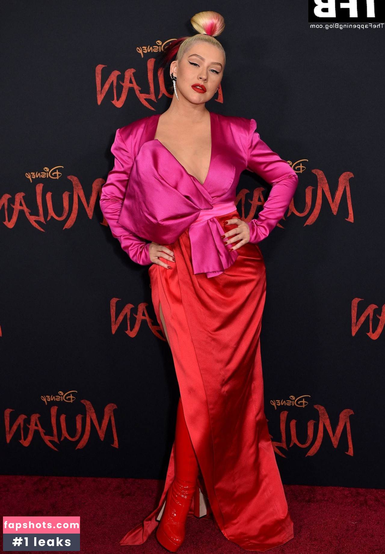 Christina Aguilera Nude Leaks OnlyFans Photos #1218 - LeakJerk