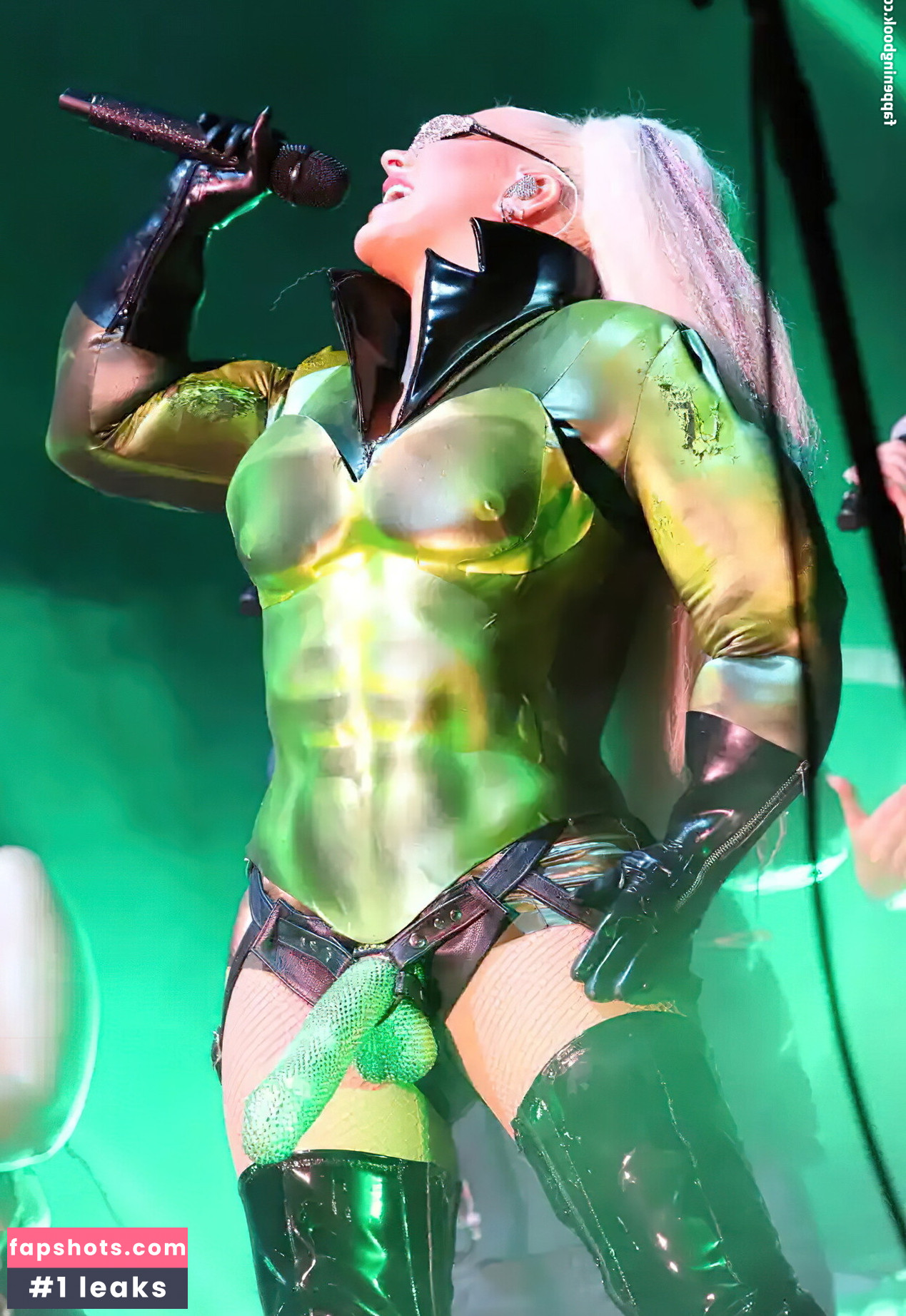 Christina Aguilera Nude Leaks OnlyFans Photos #1242 - LeakJerk