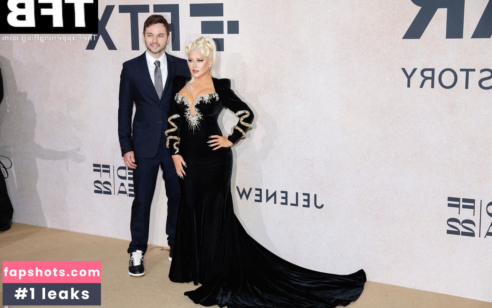 Christina Aguilera Nude Leaks OnlyFans Photos #1251 - LeakJerk