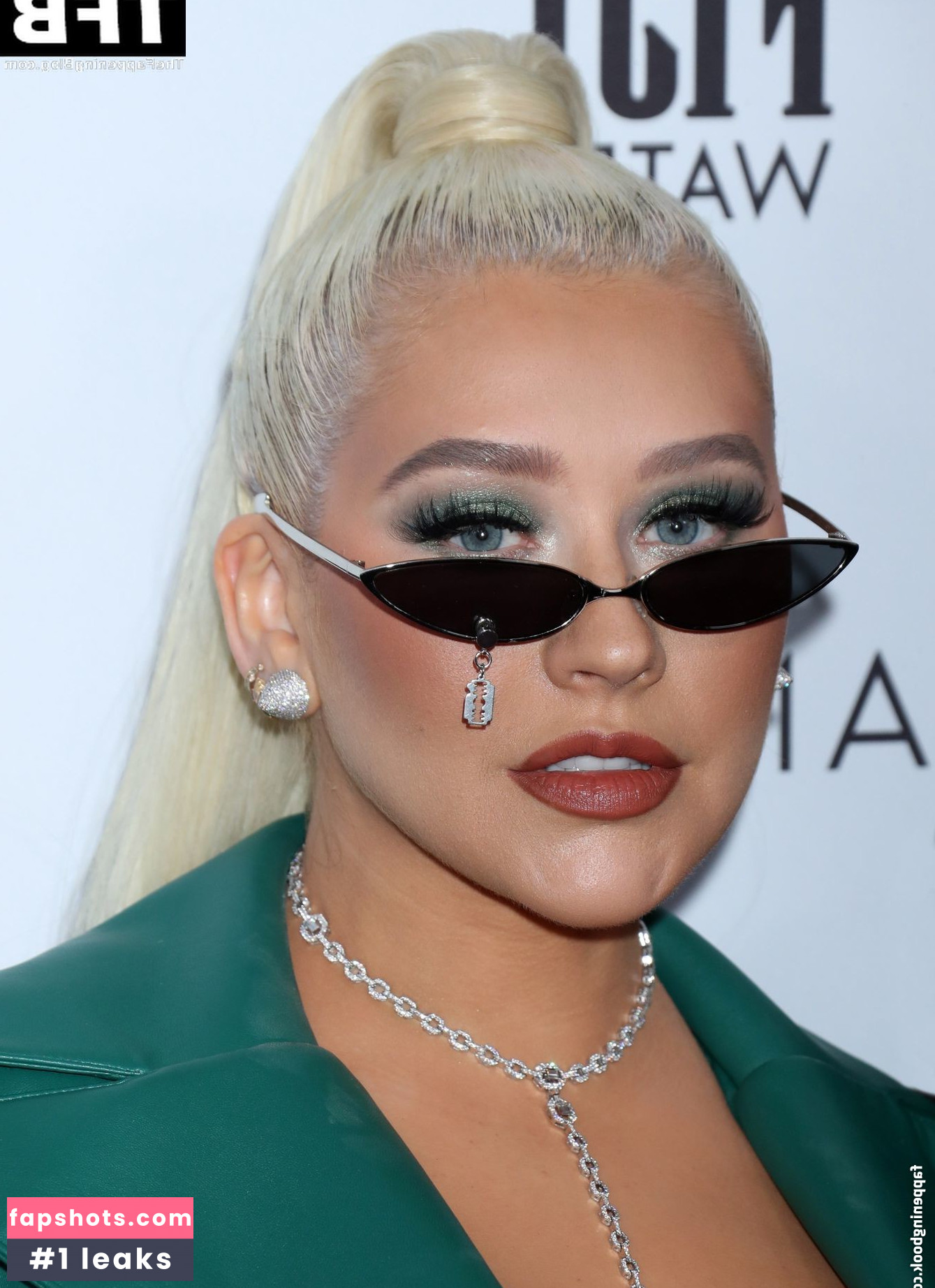 Christina Aguilera Nude Leaks OnlyFans Photos #1325 - LeakJerk