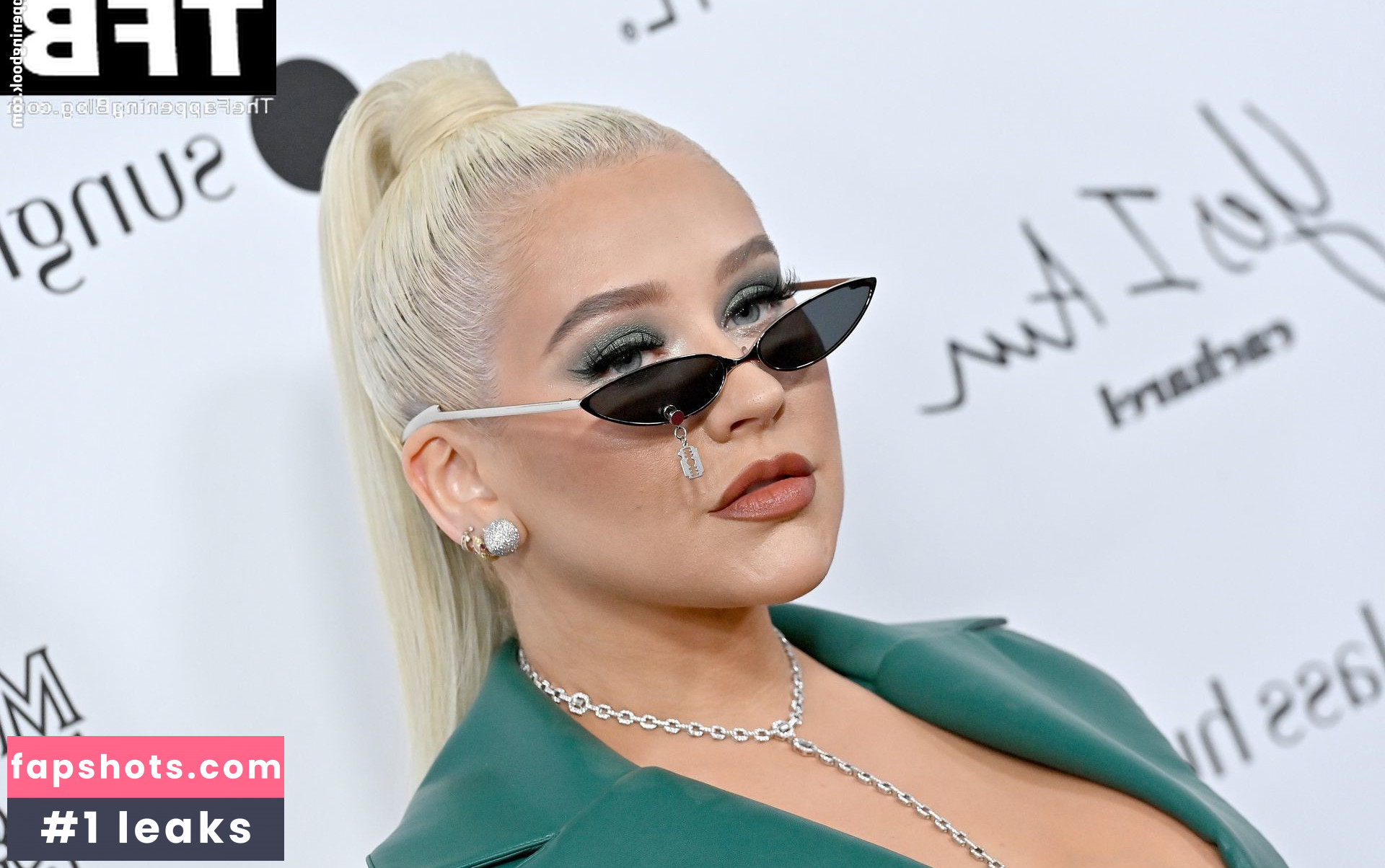 Christina Aguilera Nude Leaks OnlyFans Photos #1340 - LeakJerk