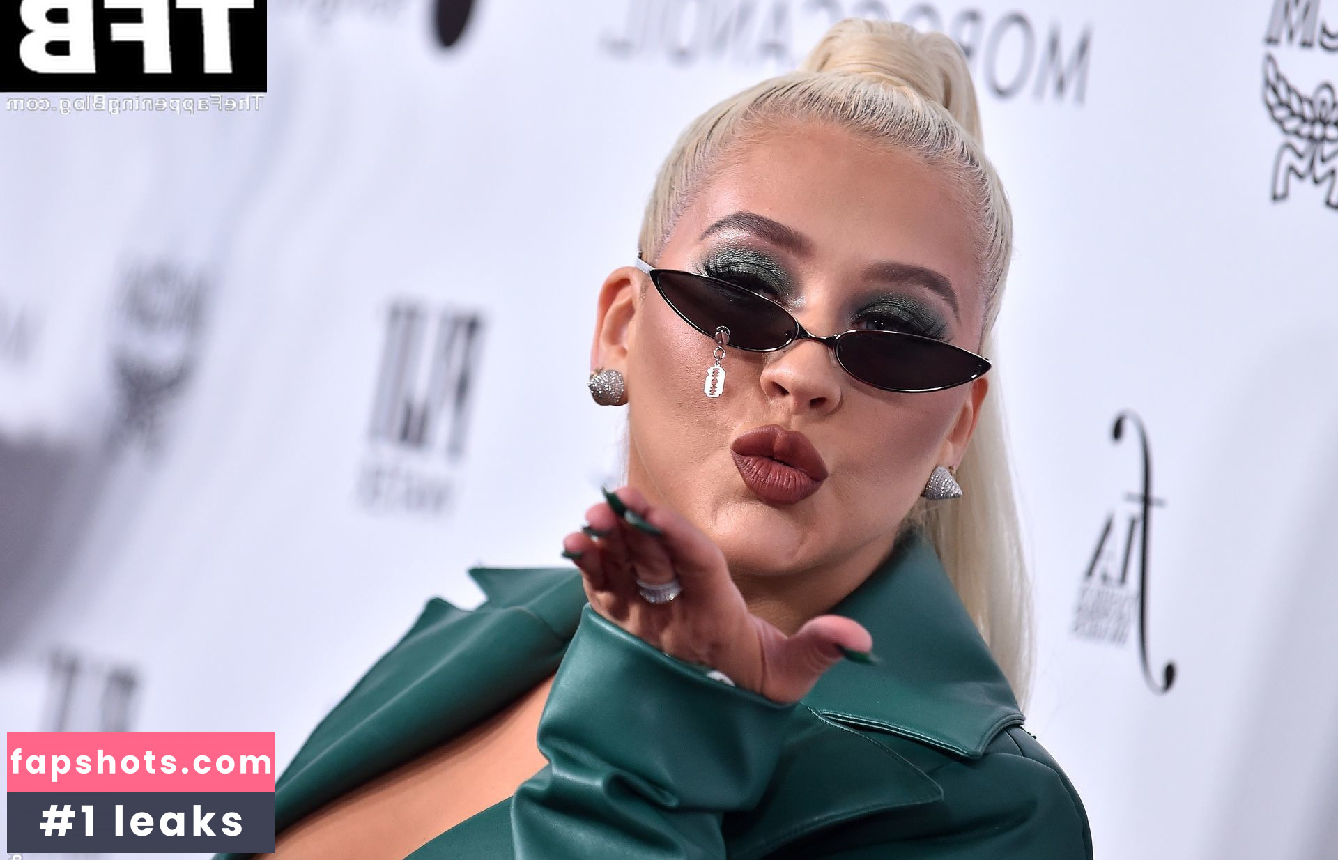 Christina Aguilera Nude Leaks OnlyFans Photos #1348 - LeakJerk