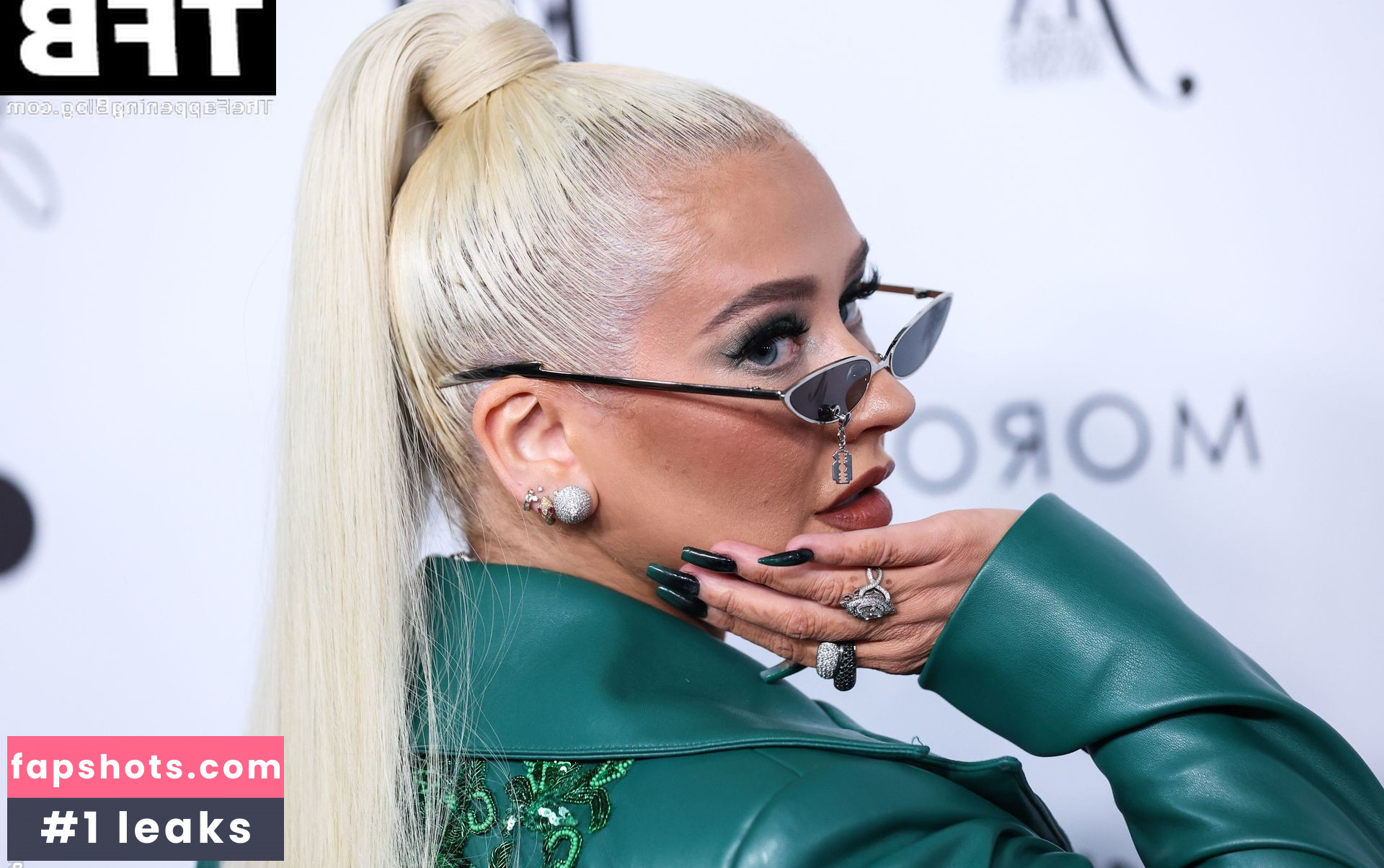 Christina Aguilera Nude Leaks OnlyFans Photos #1372 - LeakJerk