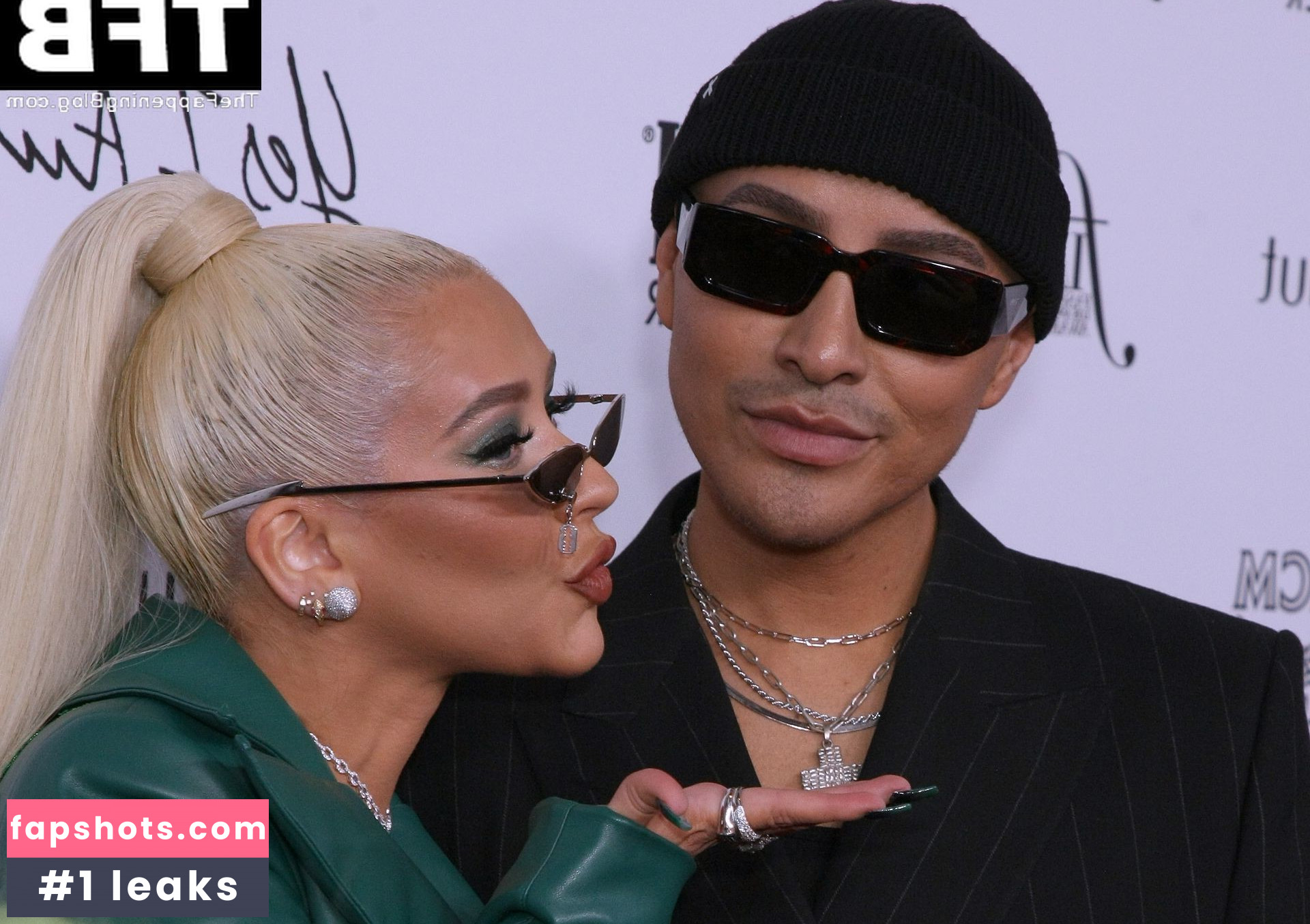 Christina Aguilera Nude Leaks OnlyFans Photos #1389 - LeakJerk