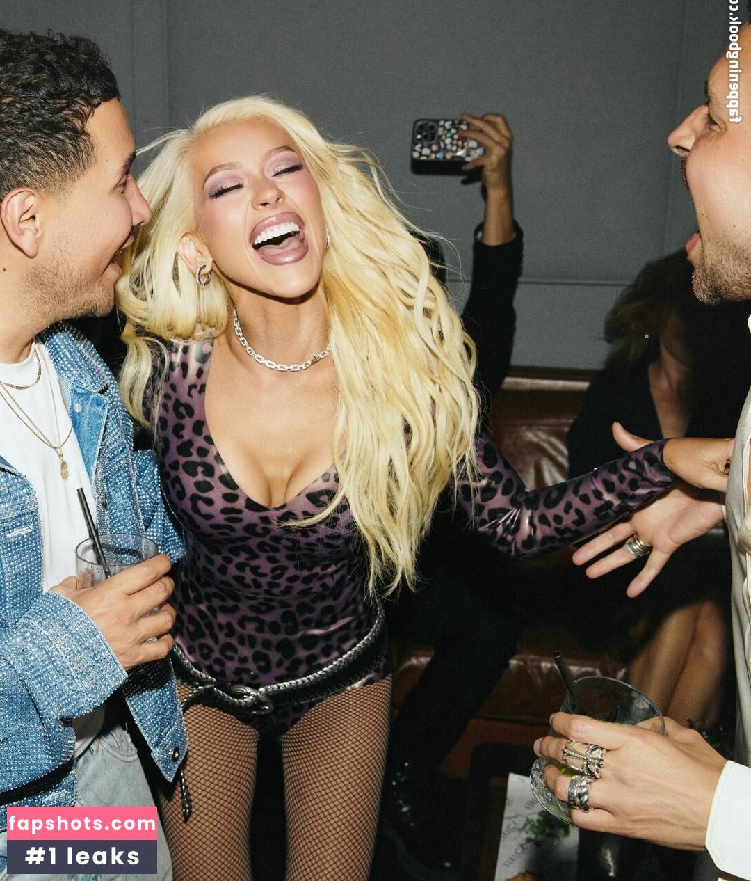 Christina Aguilera gallery photo #140