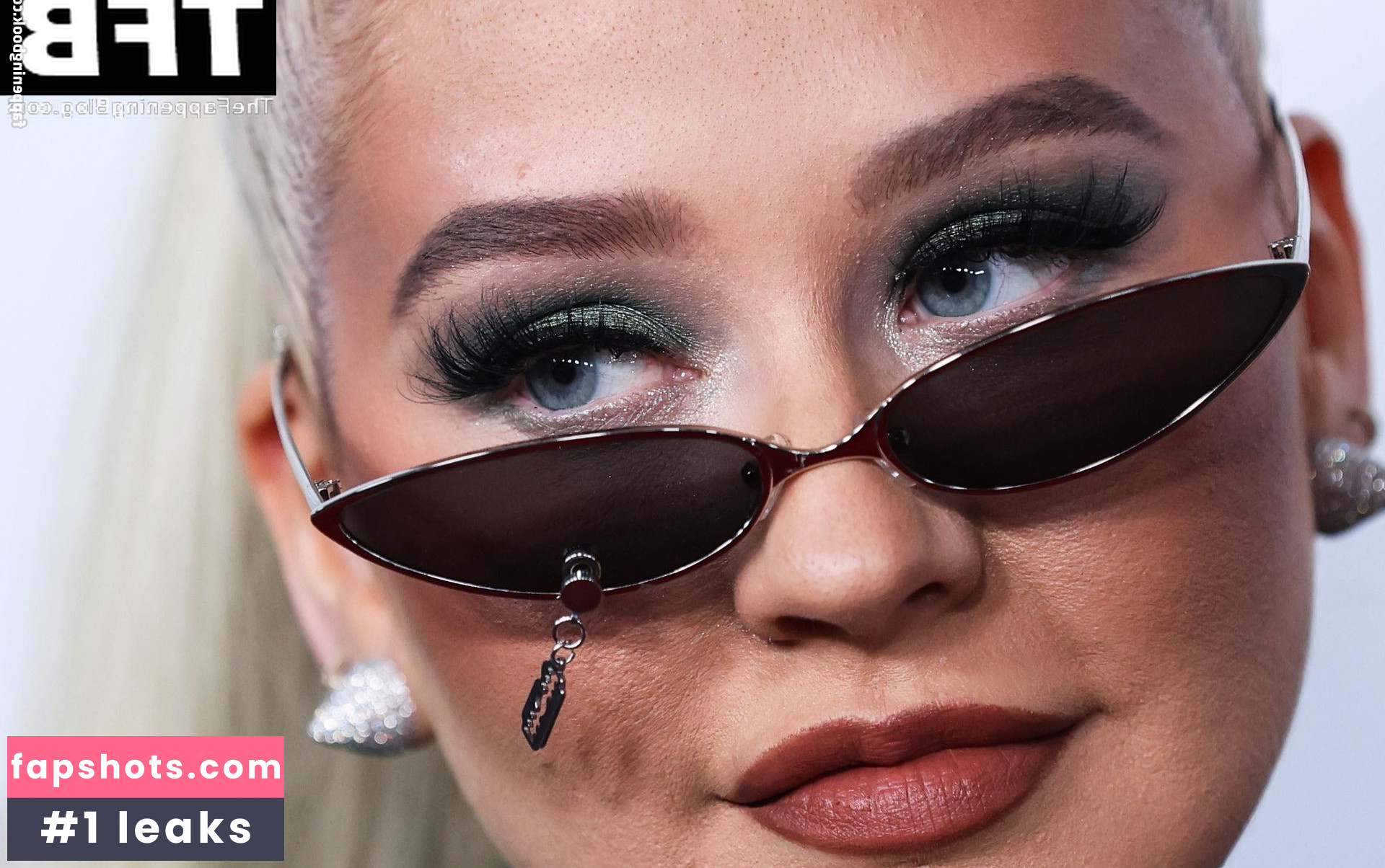 Christina Aguilera Nude Leaks OnlyFans Photos #1394 - LeakJerk