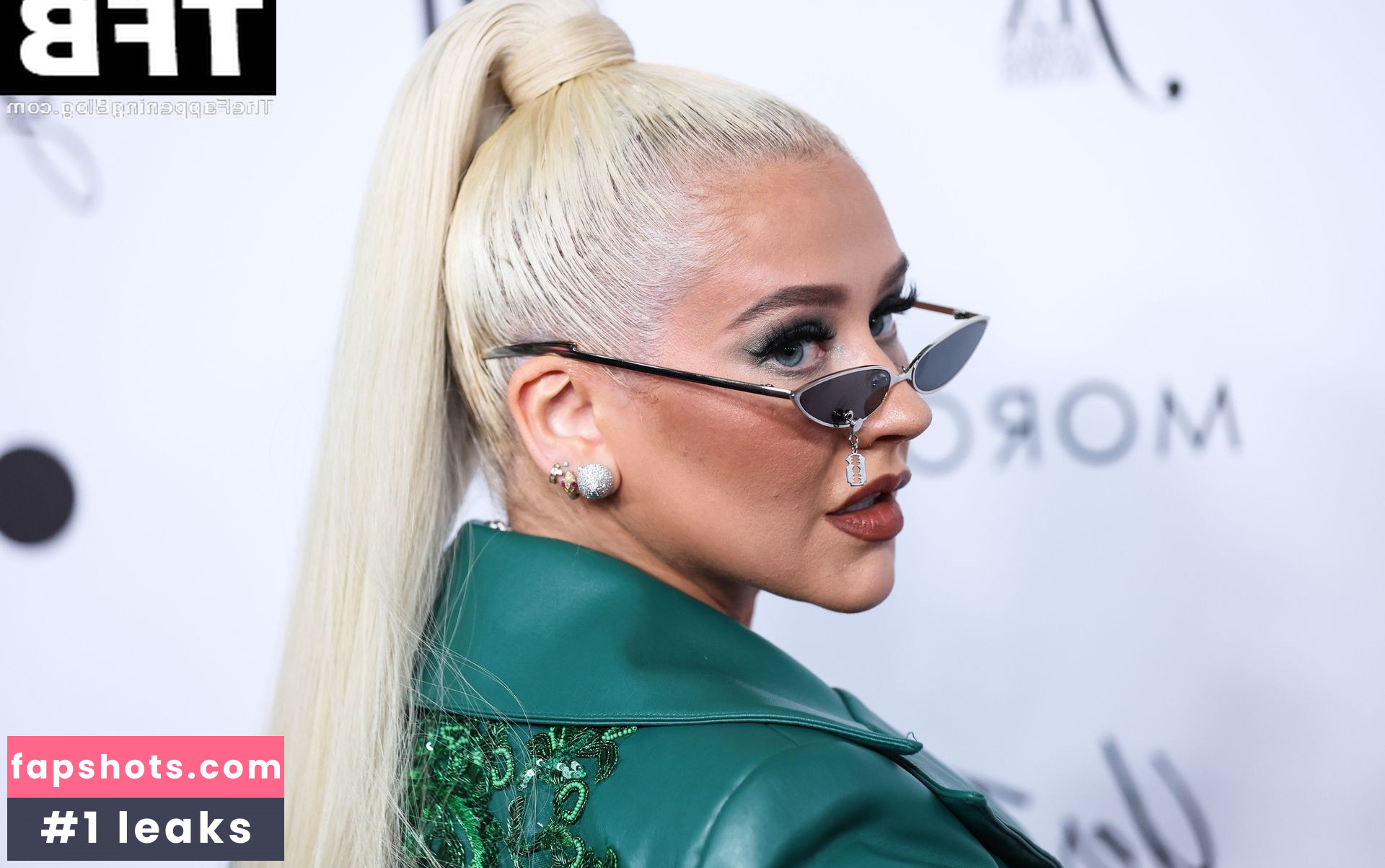 Christina Aguilera Nude Leaks OnlyFans Photos #1395 - LeakJerk