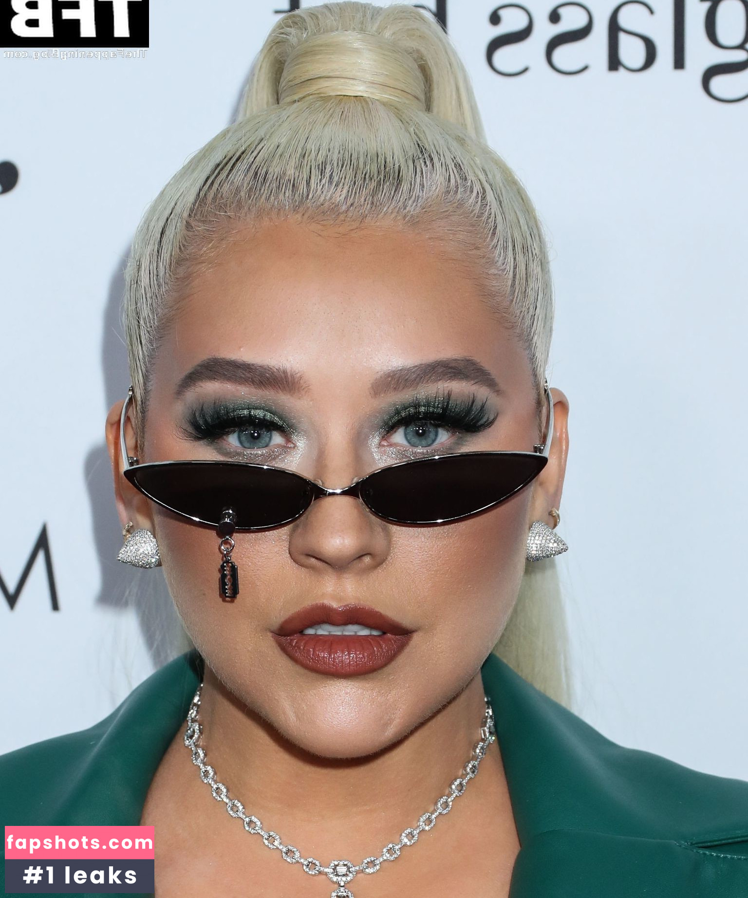 Christina Aguilera Nude Leaks OnlyFans Photos #1400 - LeakJerk