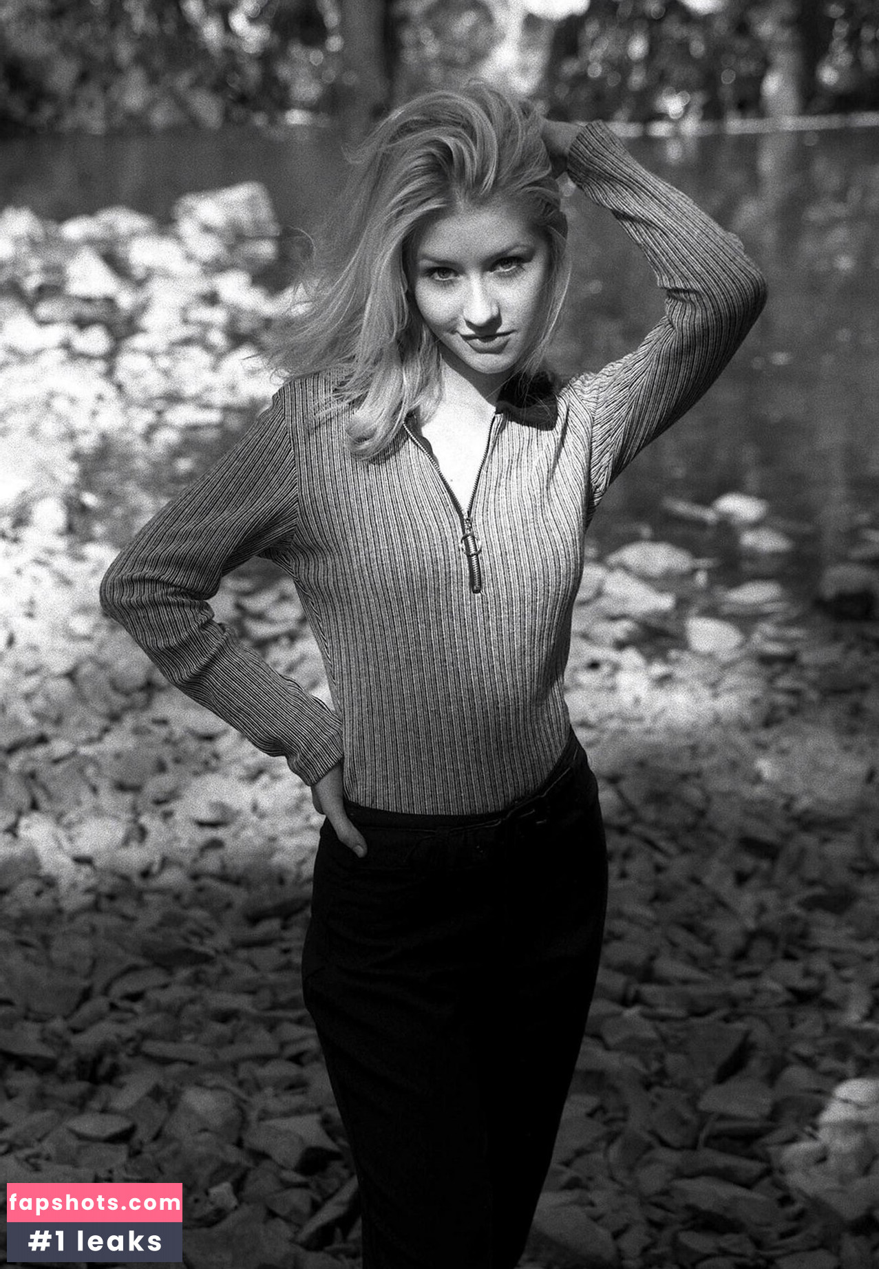 Christina Aguilera Nude Leaks OnlyFans Photos #1481 - LeakJerk