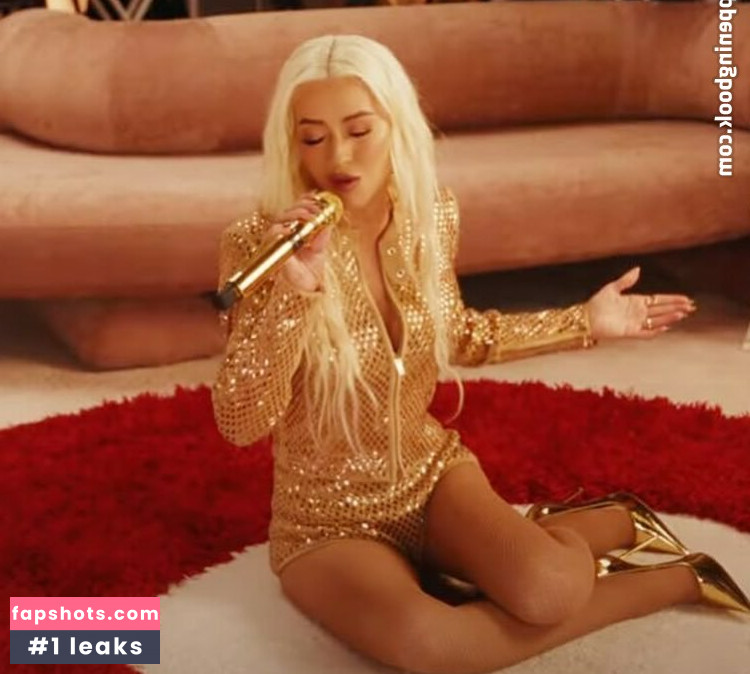 Christina Aguilera gallery photo #154