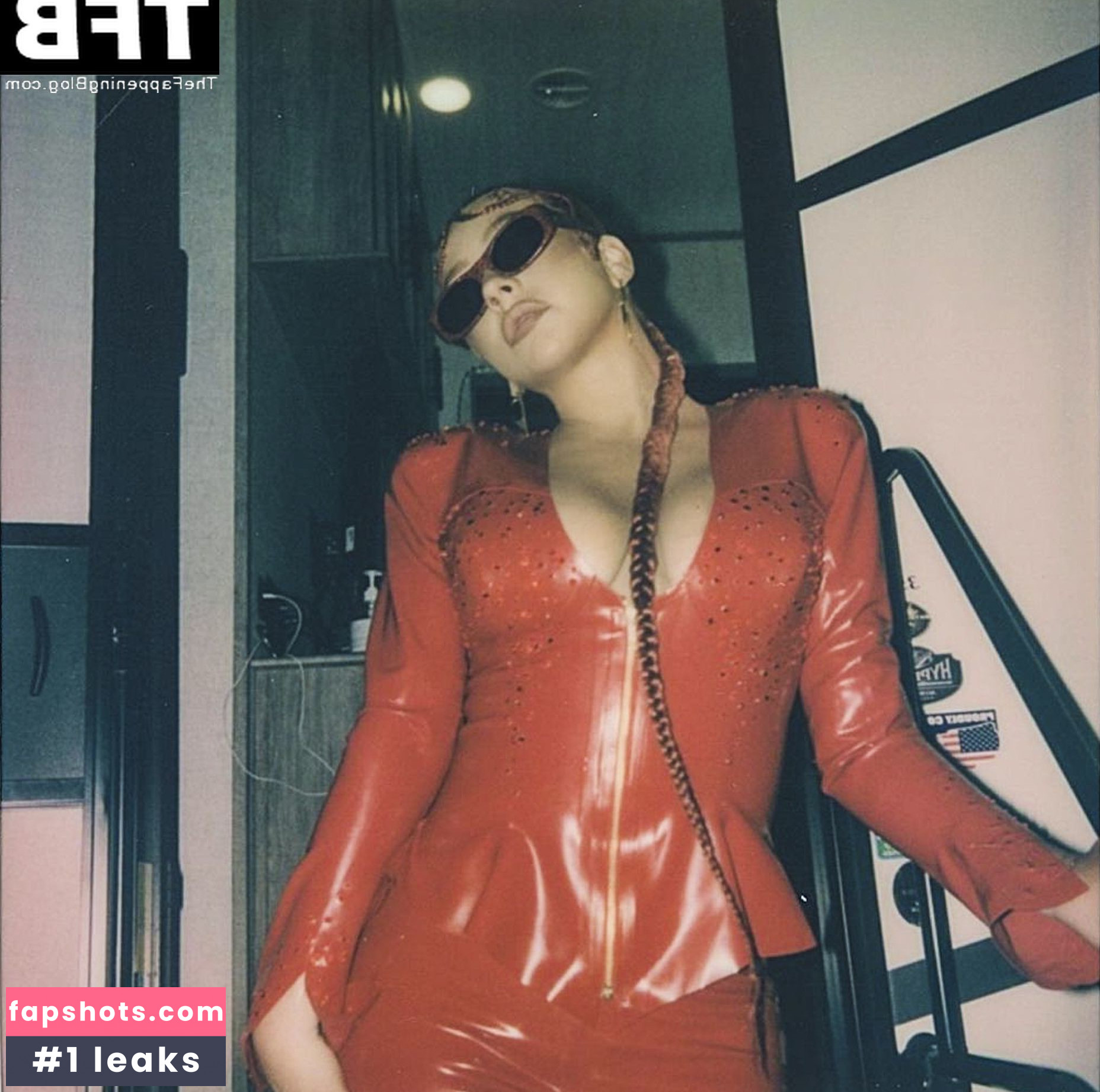 Christina Aguilera Nude Leaks OnlyFans Photos #1609 - LeakJerk