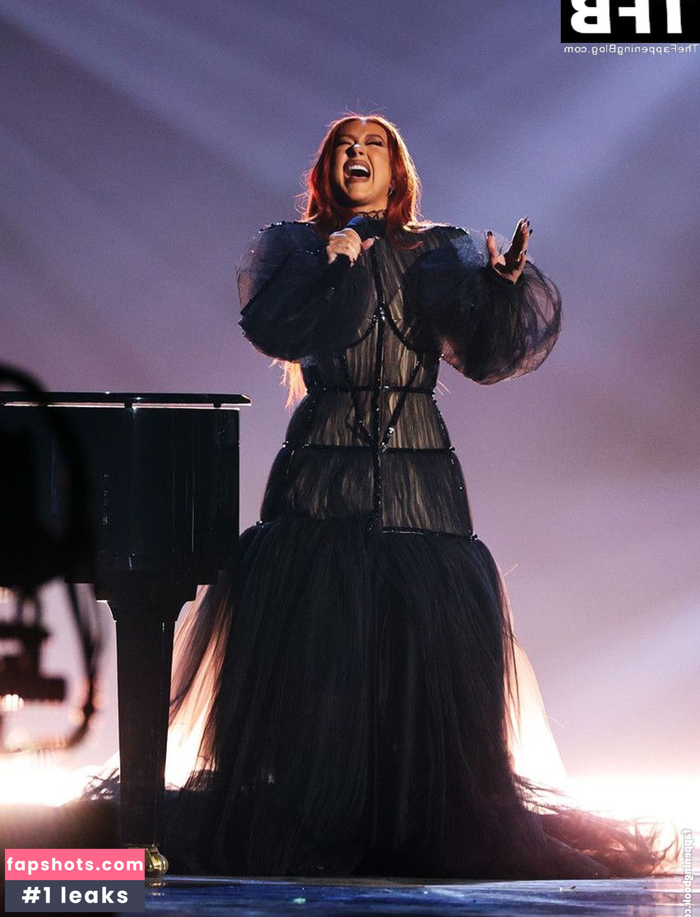 Christina Aguilera Nude Leaks OnlyFans Photos #1645 - LeakJerk