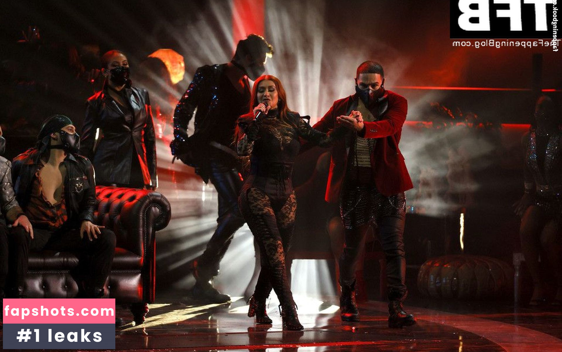 Christina Aguilera Nude Leaks OnlyFans Photos #1651 - LeakJerk