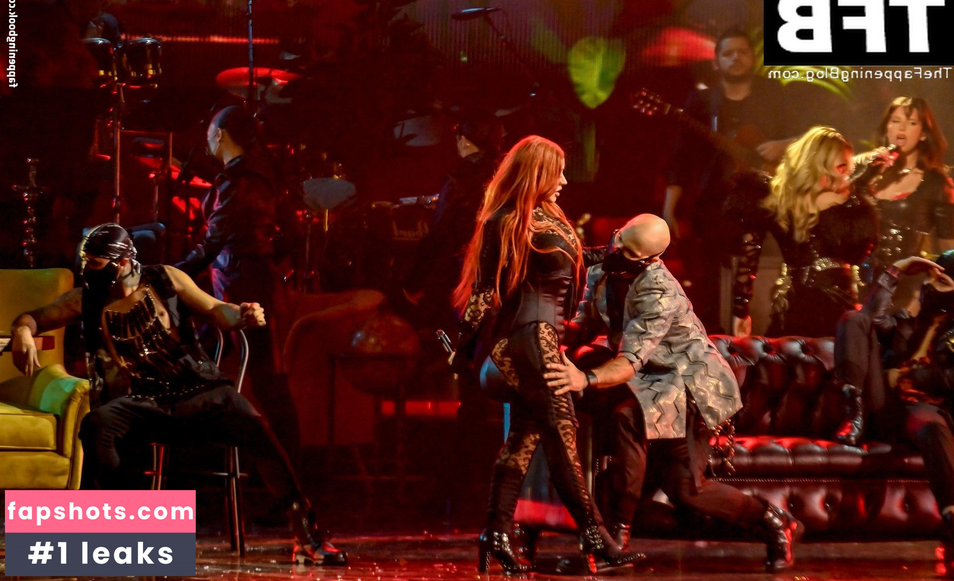 Christina Aguilera Nude Leaks OnlyFans Photos #1671 - LeakJerk