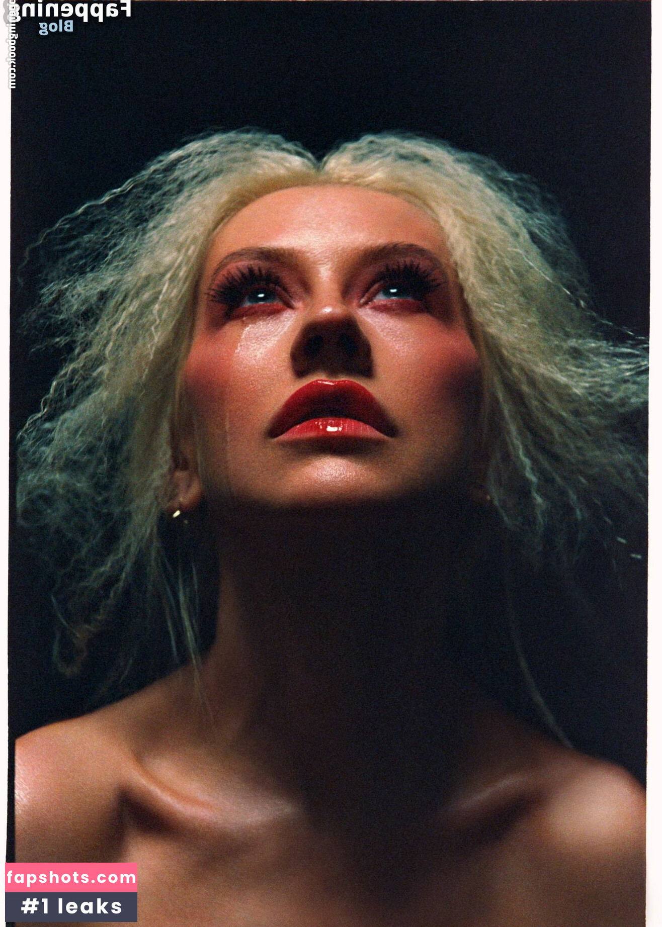 Christina Aguilera gallery photo #170