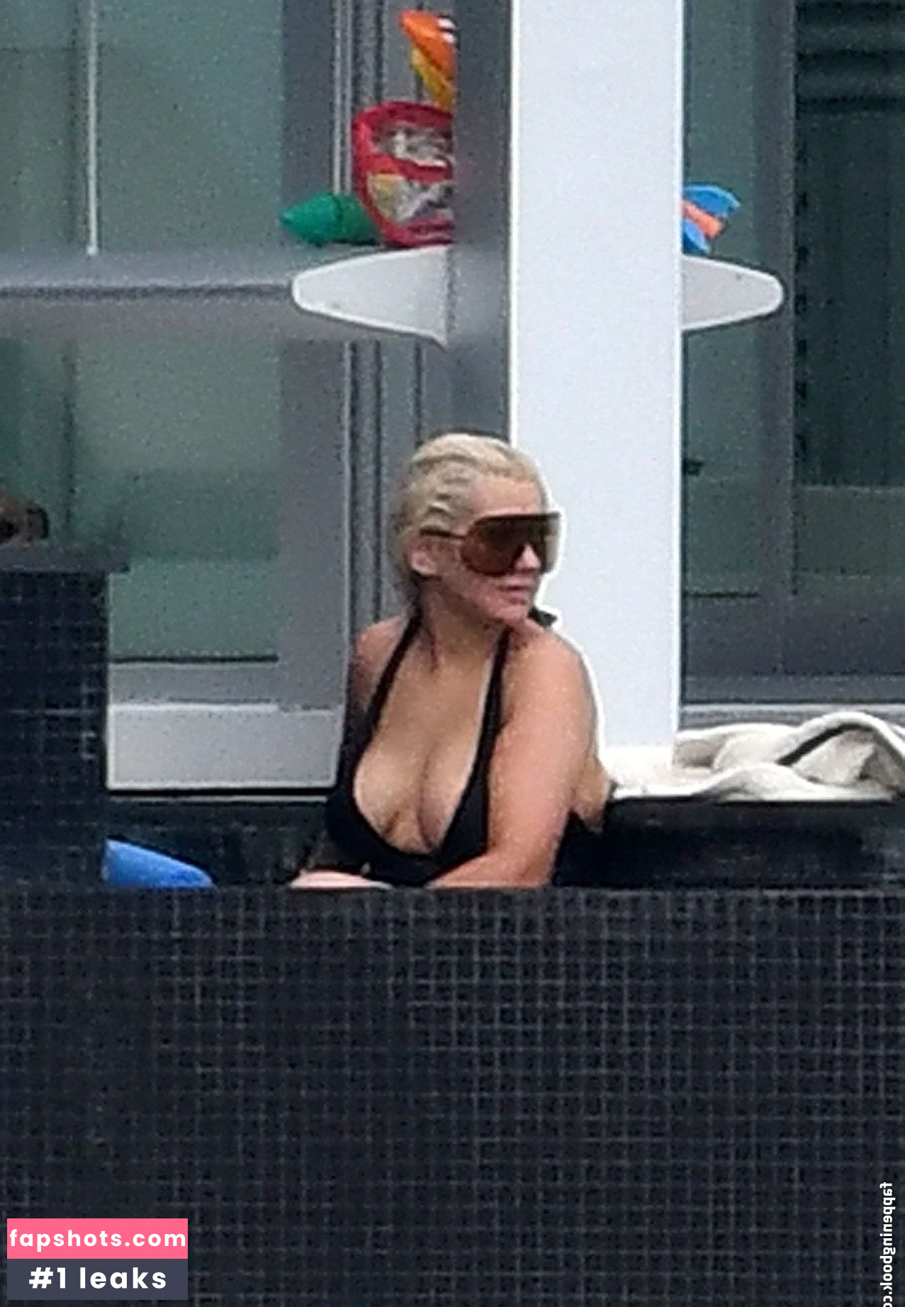 Christina Aguilera Nude Leaks OnlyFans Photos #1749 - LeakJerk