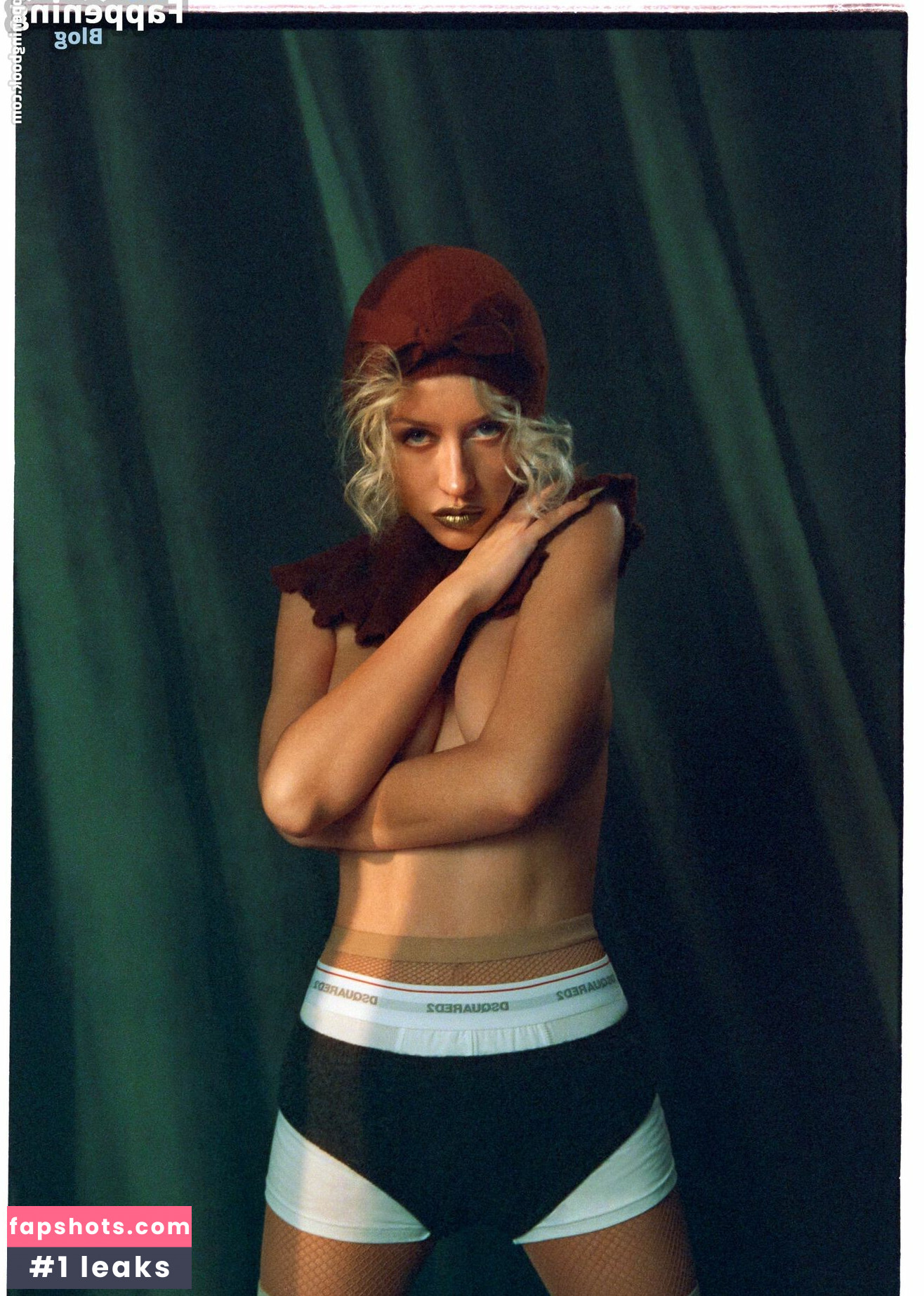 Christina Aguilera gallery photo #176