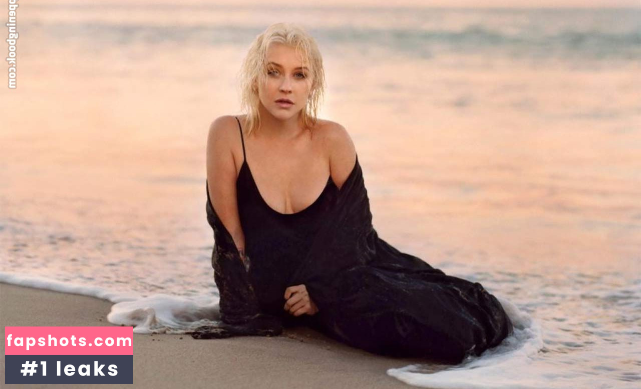 Christina Aguilera Nude Leaks OnlyFans Photos #1814 - LeakJerk