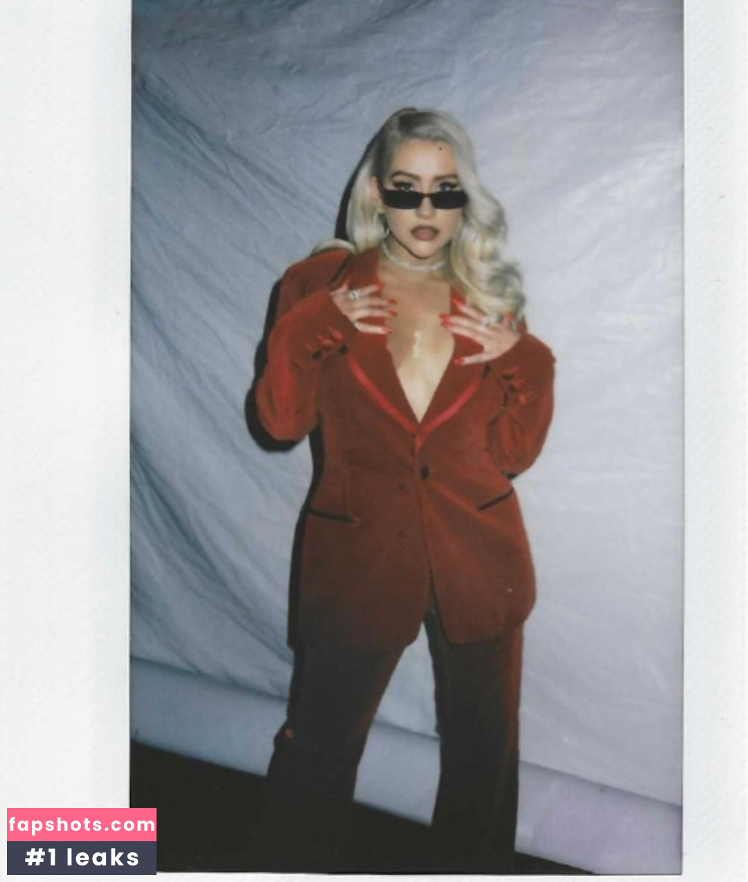 Christina Aguilera Nude Leaks OnlyFans Photos #1886 - LeakJerk